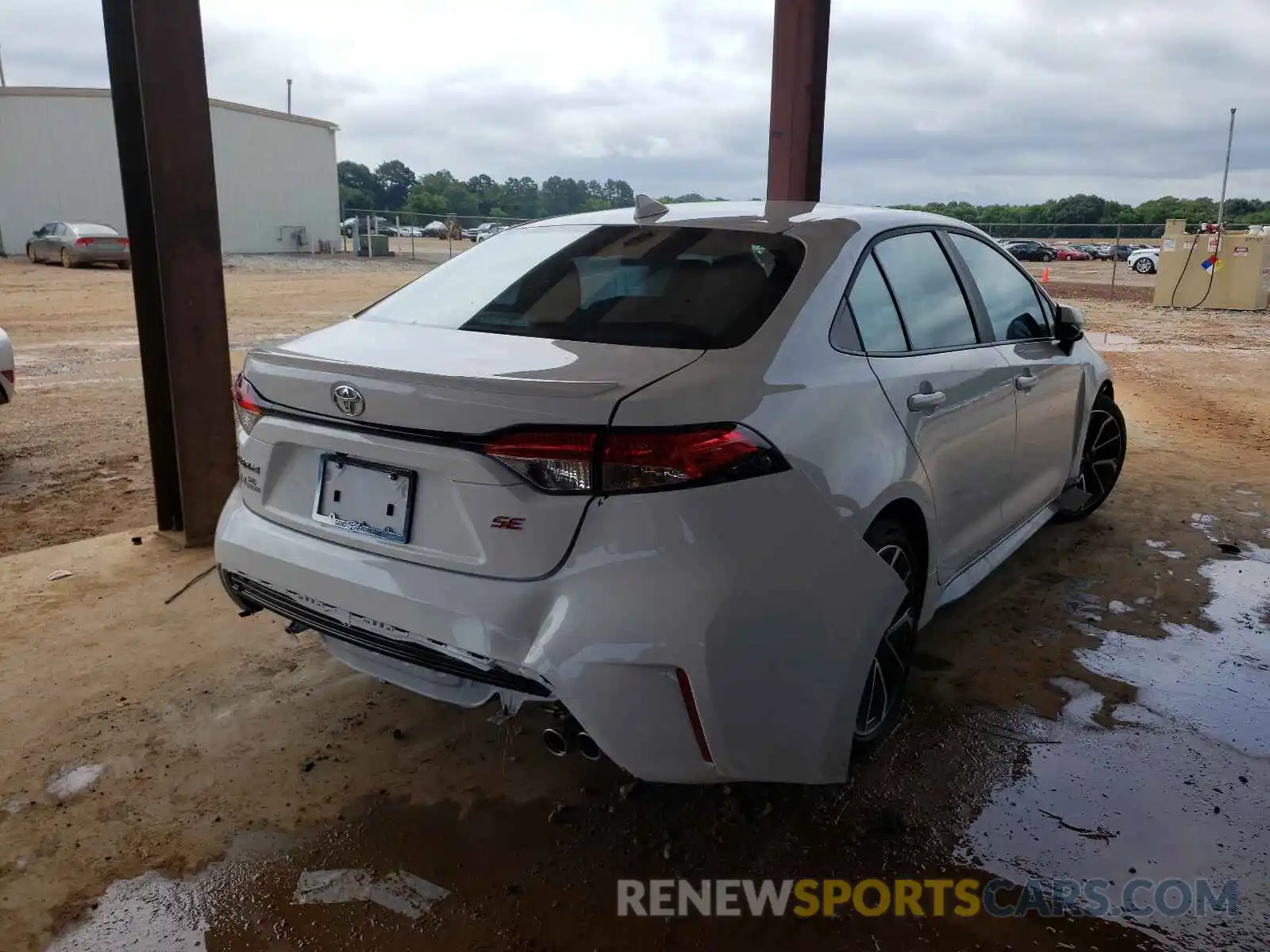 4 Photograph of a damaged car 5YFS4MCE3MP085021 TOYOTA COROLLA 2021