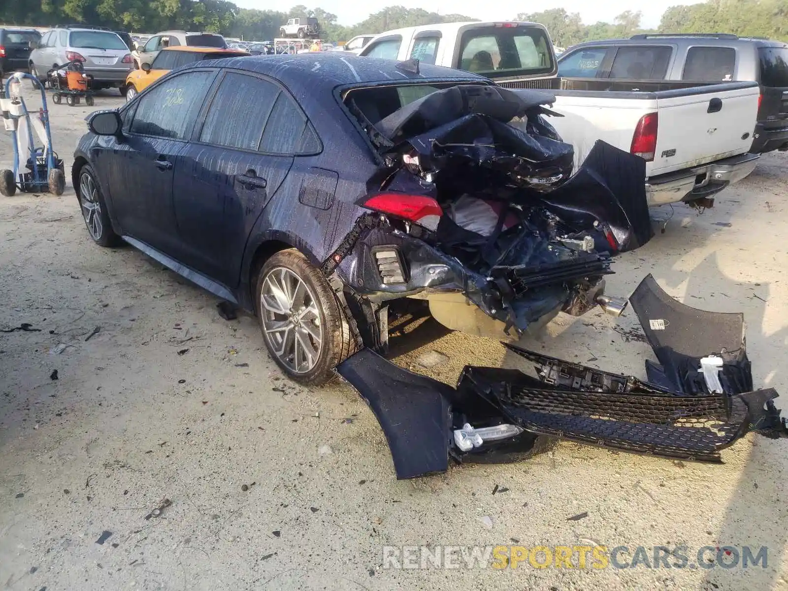 3 Photograph of a damaged car 5YFS4MCE3MP086296 TOYOTA COROLLA 2021