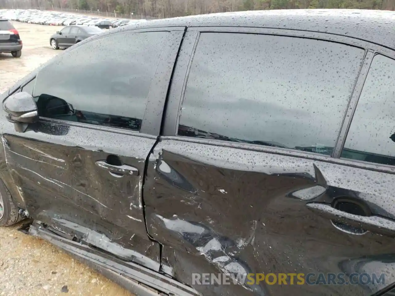 9 Photograph of a damaged car 5YFS4MCE4MP060712 TOYOTA COROLLA 2021