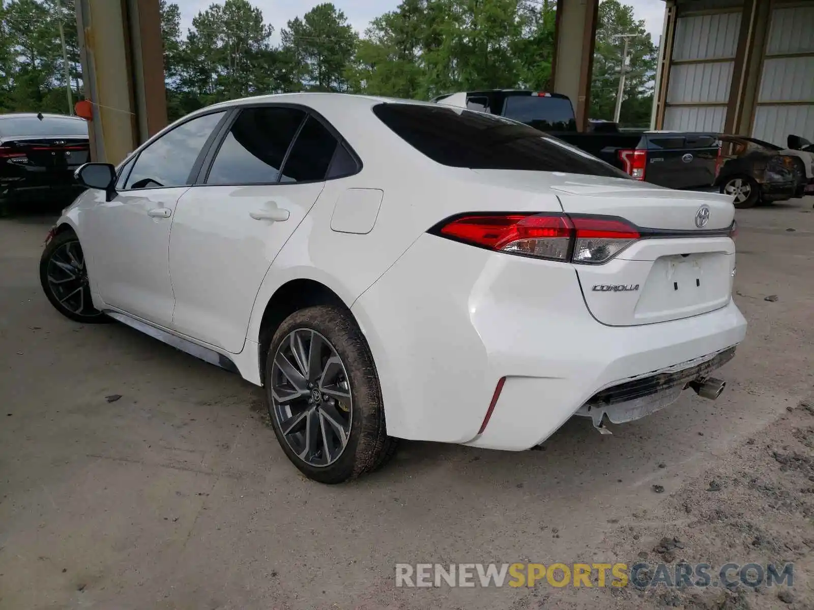 3 Photograph of a damaged car 5YFS4MCE4MP062220 TOYOTA COROLLA 2021