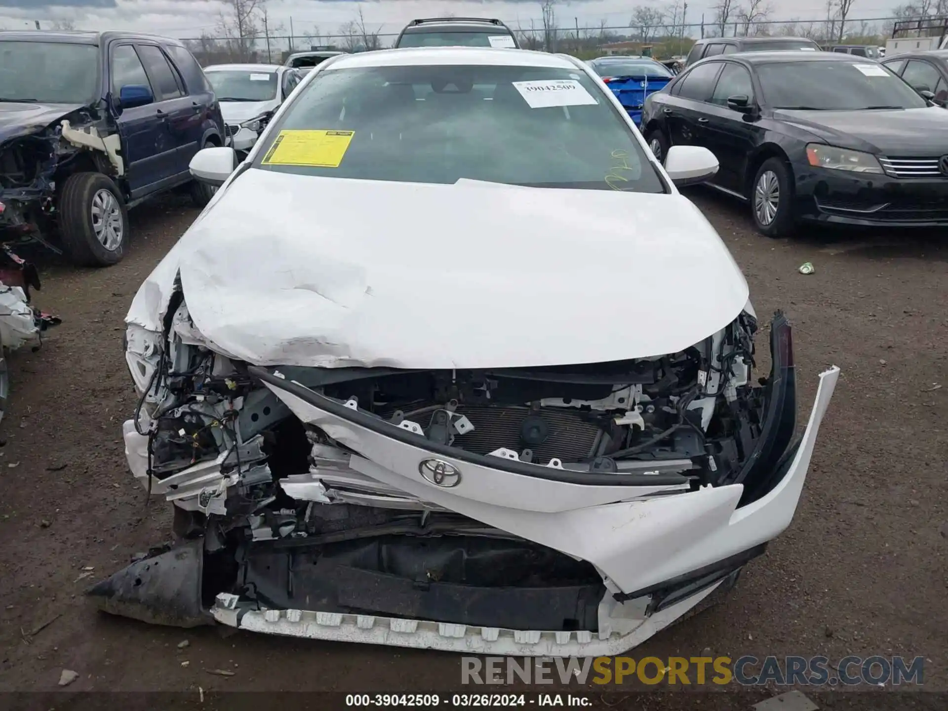 6 Photograph of a damaged car 5YFS4MCE4MP065652 TOYOTA COROLLA 2021