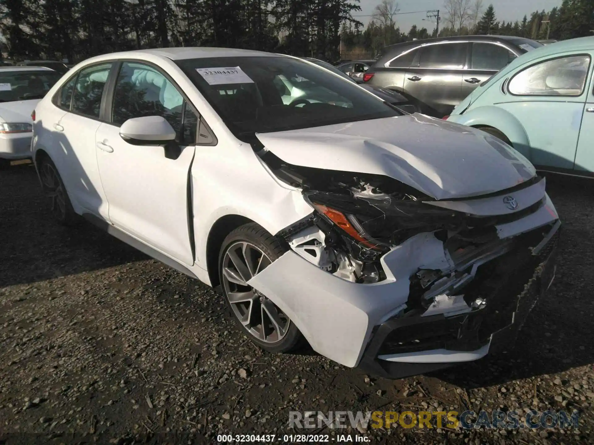 1 Photograph of a damaged car 5YFS4MCE4MP066655 TOYOTA COROLLA 2021