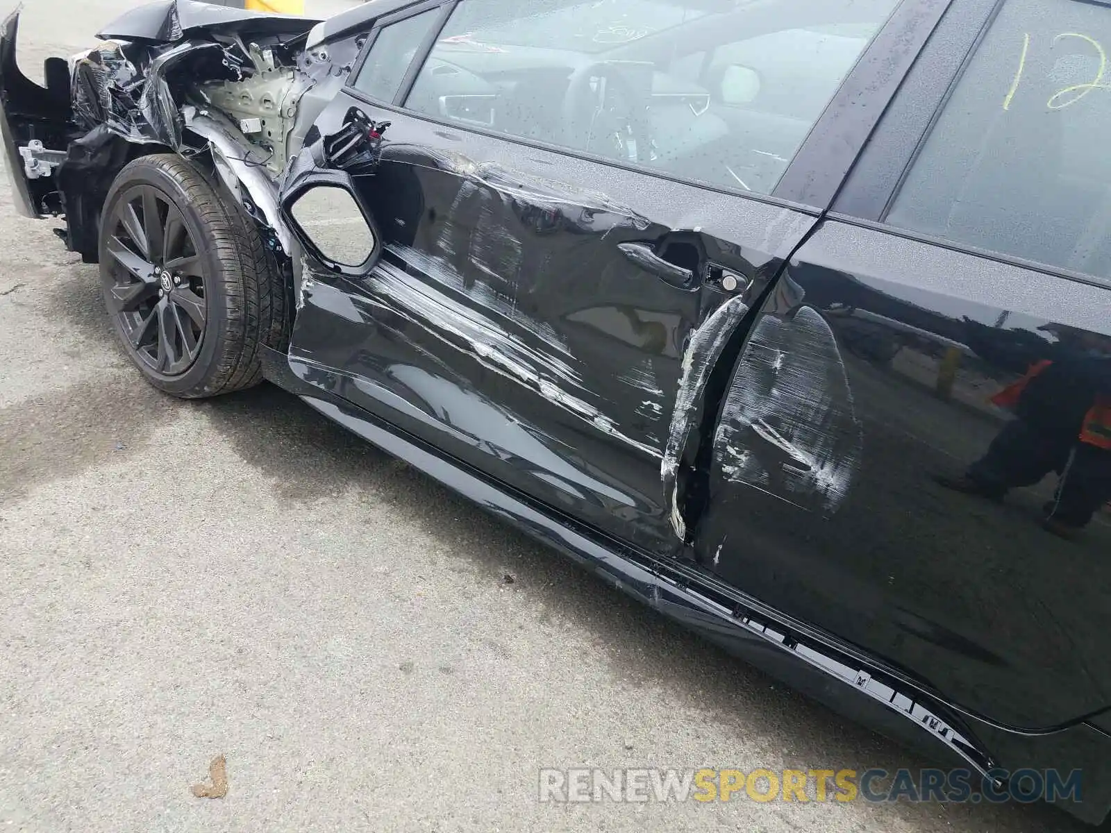 9 Photograph of a damaged car 5YFS4MCE4MP067319 TOYOTA COROLLA 2021