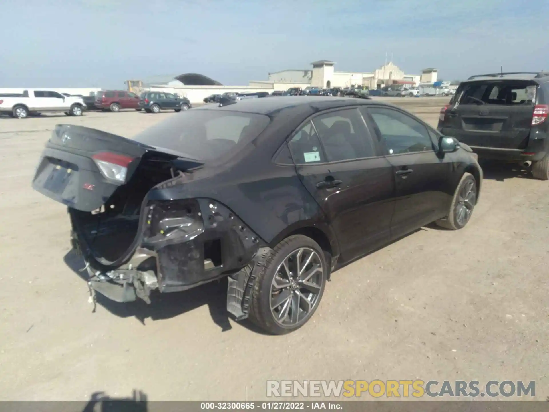 4 Photograph of a damaged car 5YFS4MCE4MP069264 TOYOTA COROLLA 2021