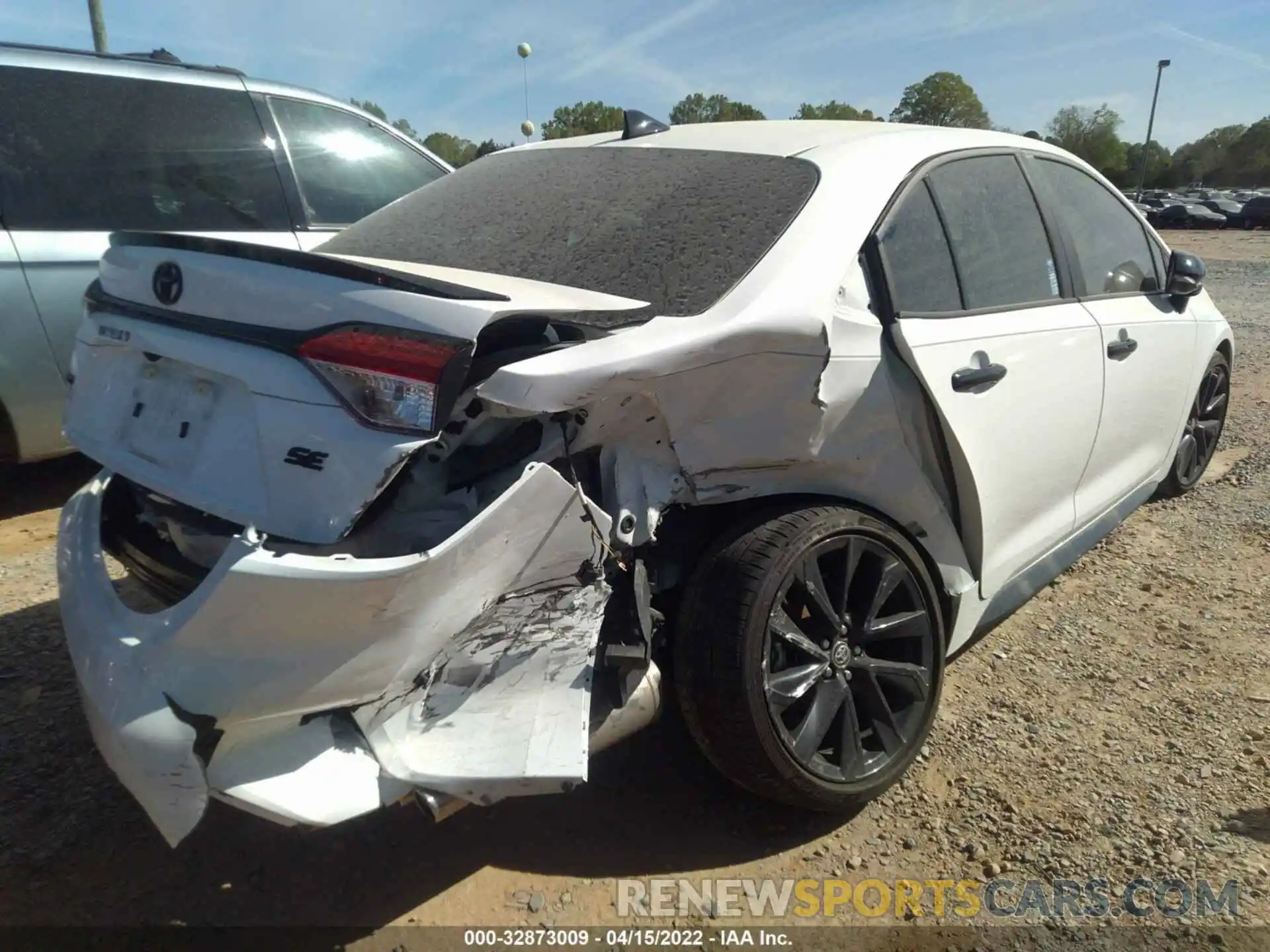 4 Photograph of a damaged car 5YFS4MCE4MP072004 TOYOTA COROLLA 2021