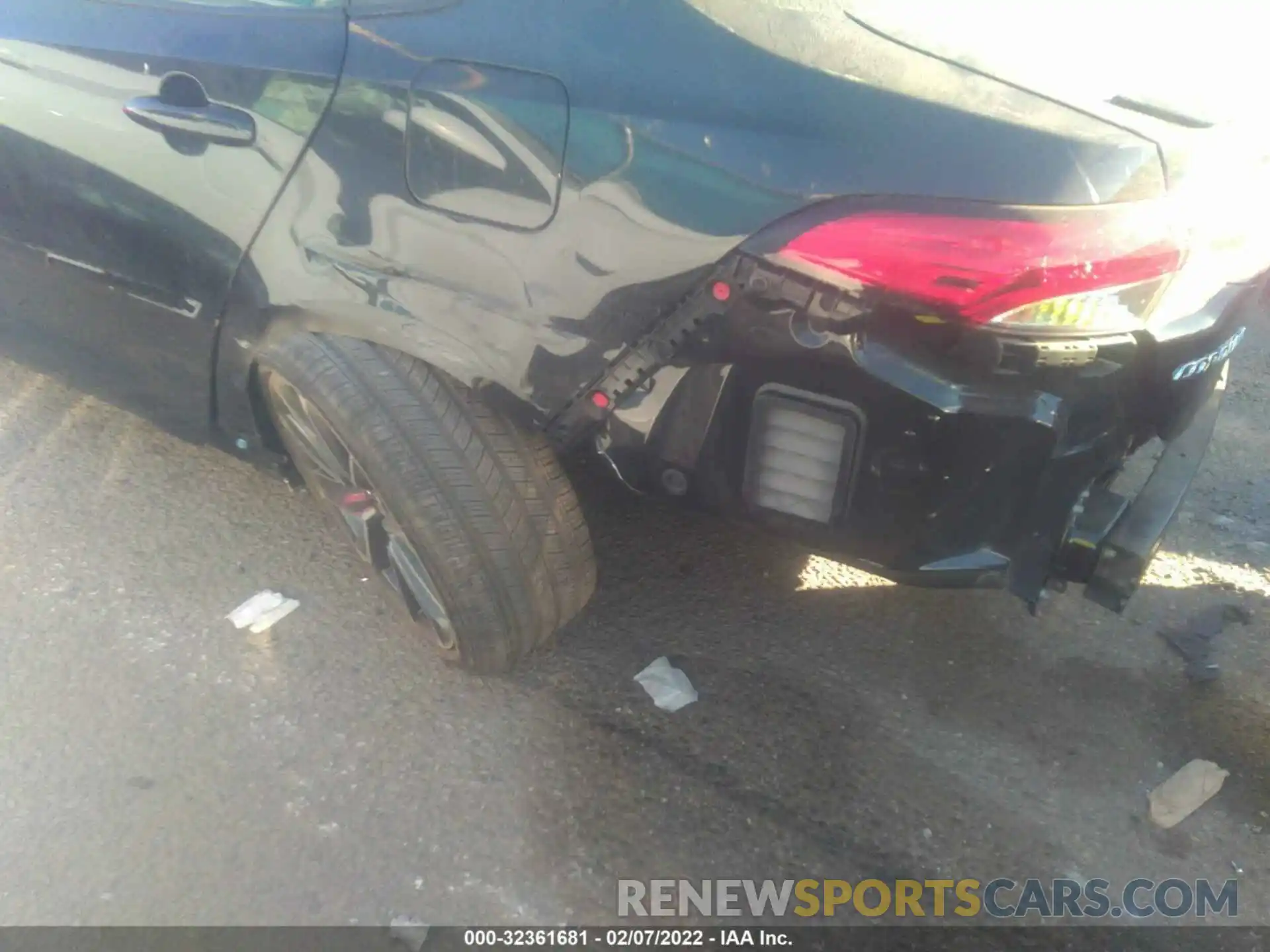 6 Photograph of a damaged car 5YFS4MCE4MP072598 TOYOTA COROLLA 2021