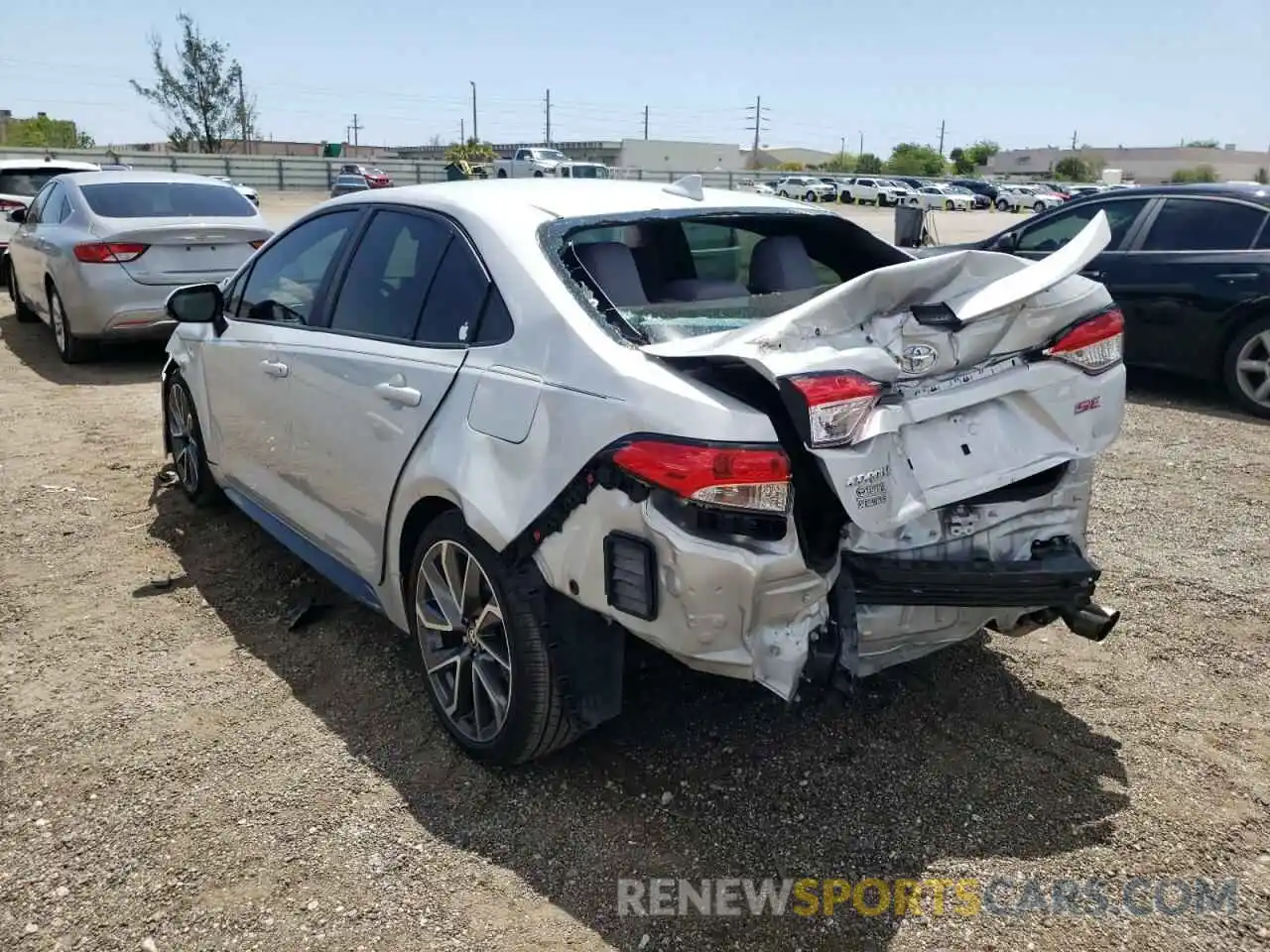 3 Photograph of a damaged car 5YFS4MCE4MP076876 TOYOTA COROLLA 2021