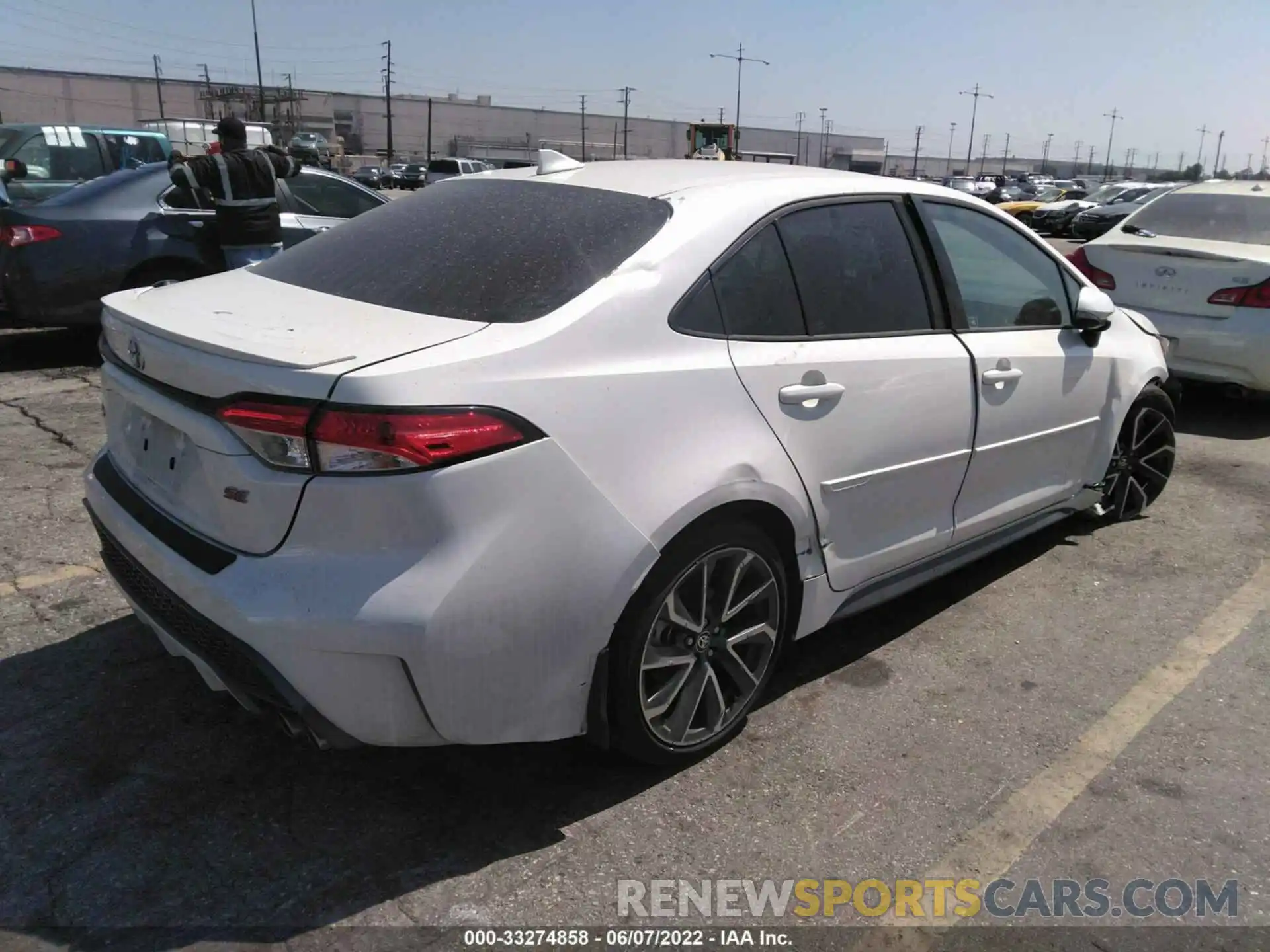 4 Photograph of a damaged car 5YFS4MCE4MP081091 TOYOTA COROLLA 2021