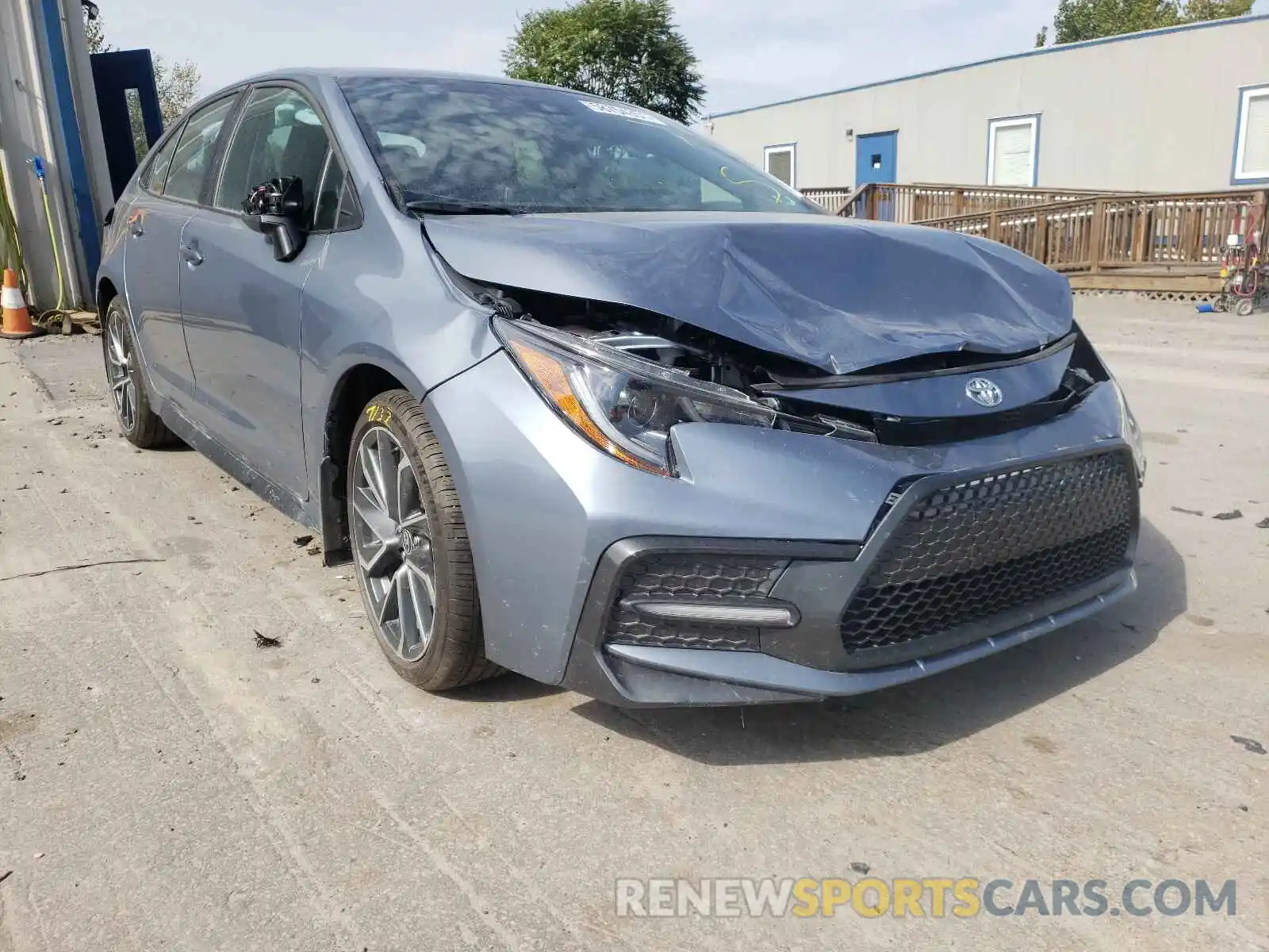 1 Photograph of a damaged car 5YFS4MCE4MP084752 TOYOTA COROLLA 2021