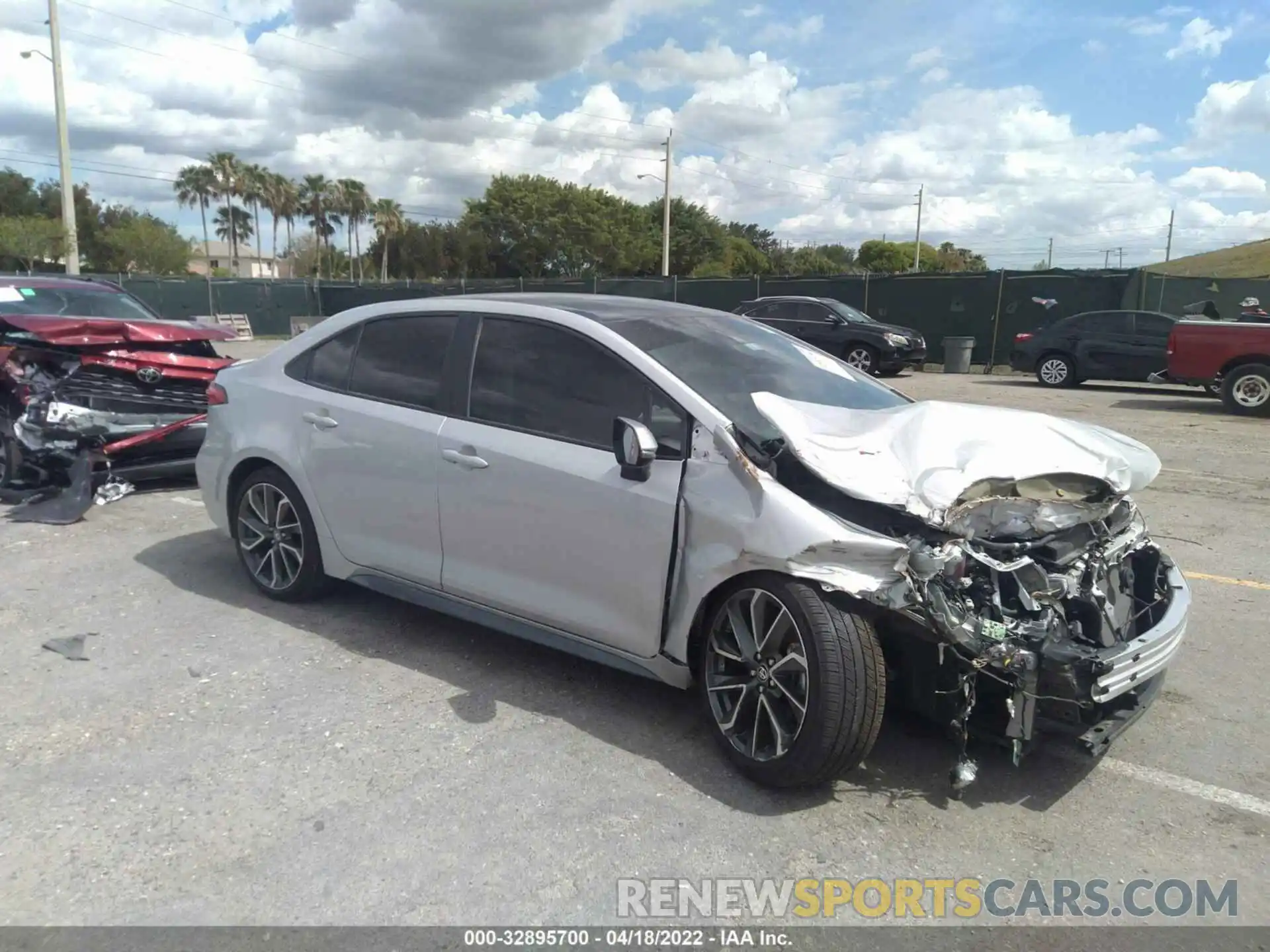 1 Photograph of a damaged car 5YFS4MCE4MP086114 TOYOTA COROLLA 2021