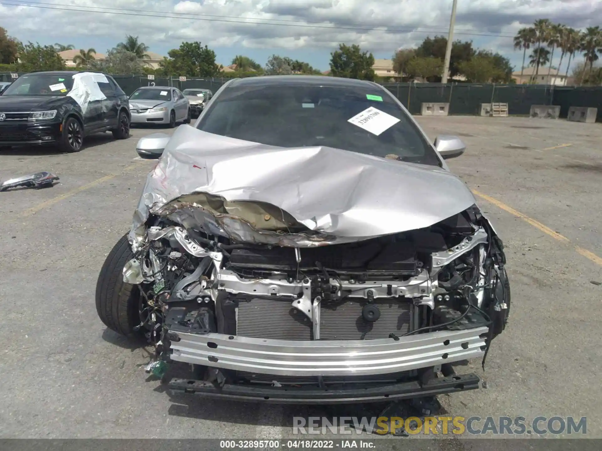 6 Photograph of a damaged car 5YFS4MCE4MP086114 TOYOTA COROLLA 2021