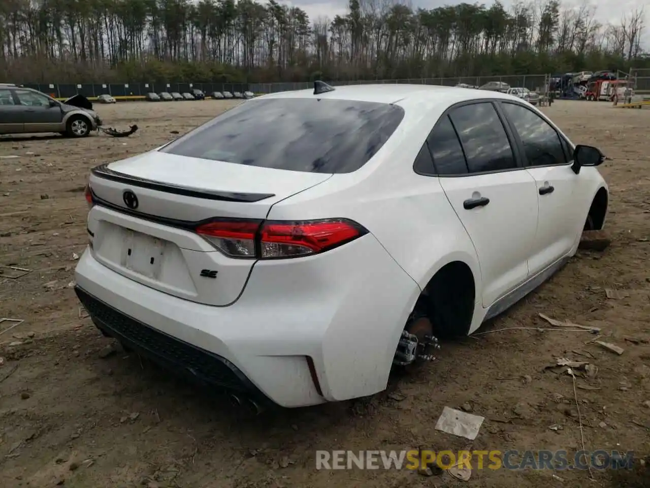 4 Photograph of a damaged car 5YFS4MCE4MP086890 TOYOTA COROLLA 2021