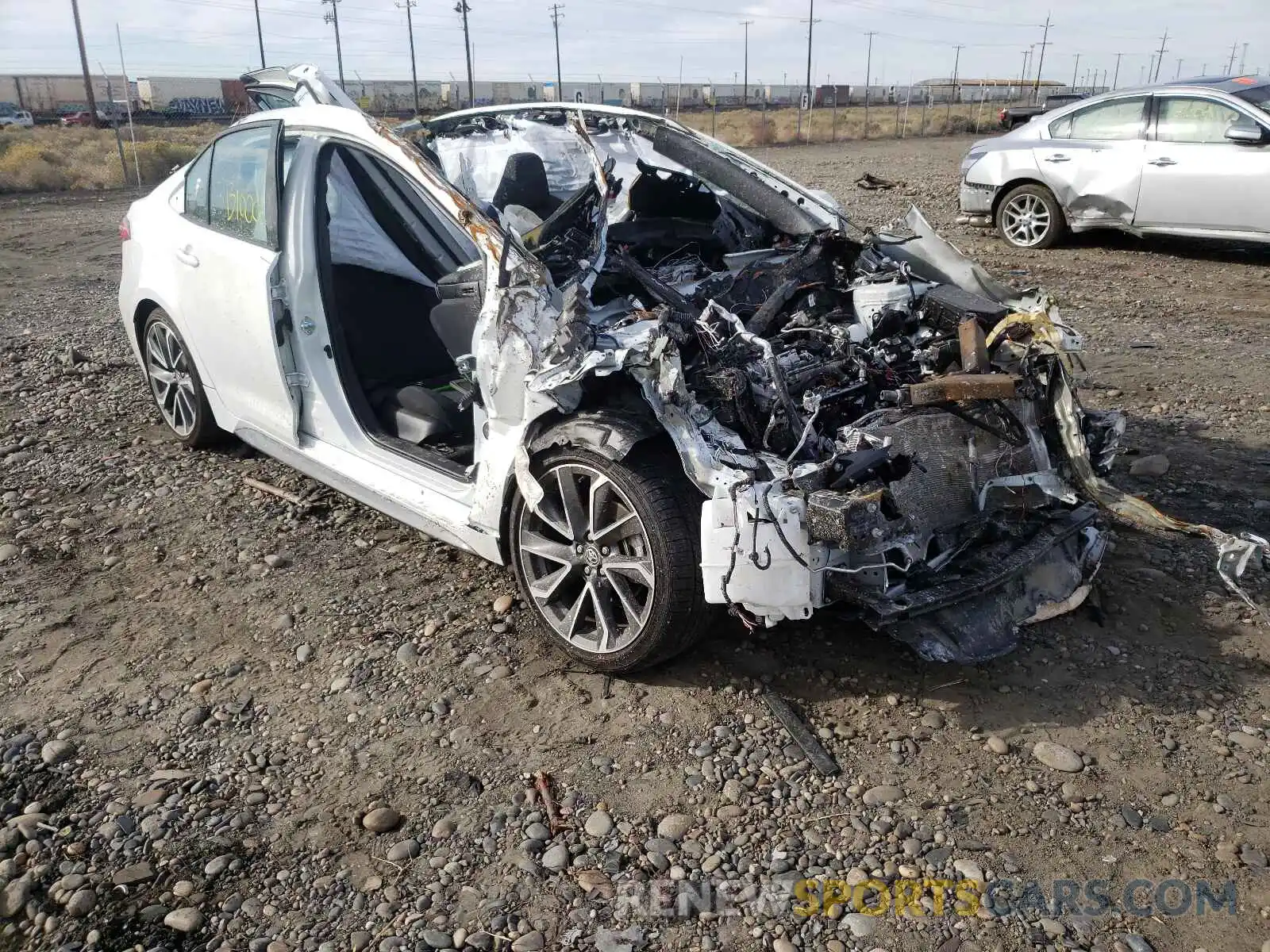 1 Photograph of a damaged car 5YFS4MCE4MP087117 TOYOTA COROLLA 2021