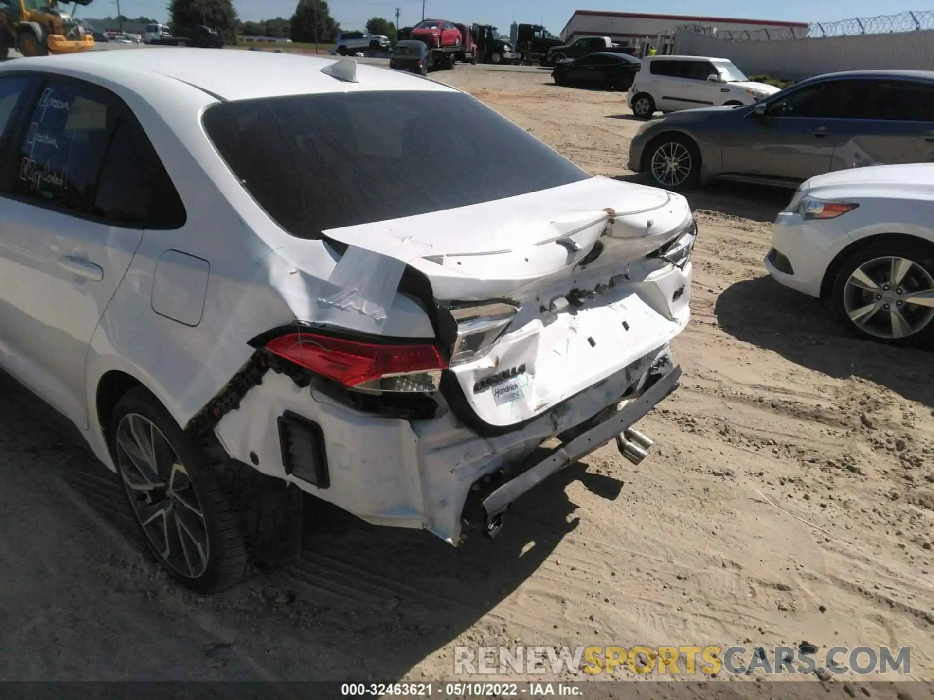 6 Photograph of a damaged car 5YFS4MCE4MP091040 TOYOTA COROLLA 2021