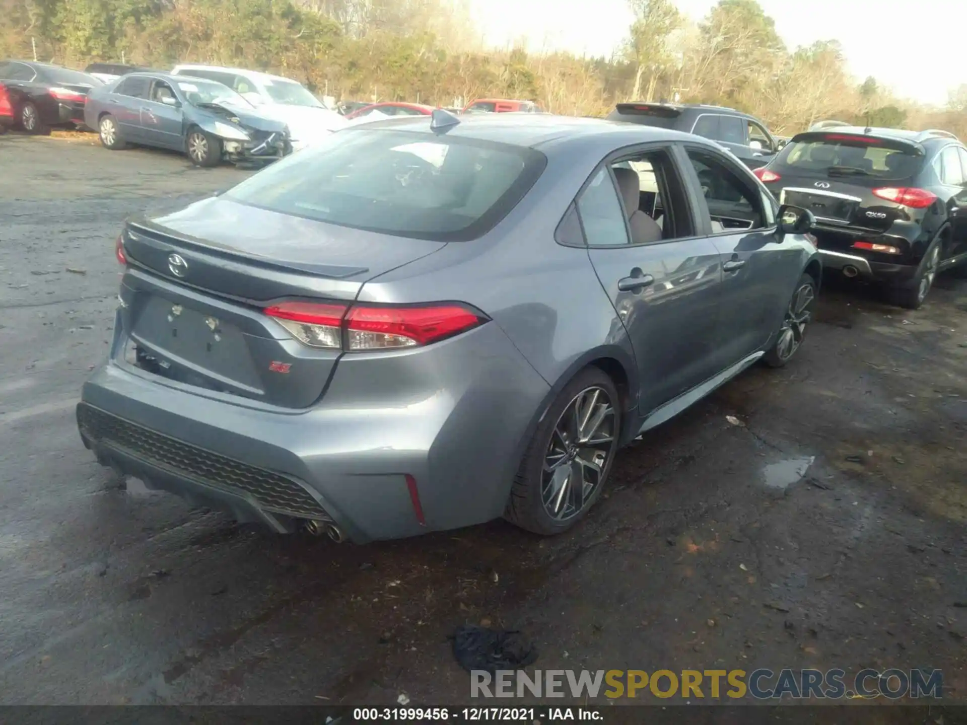 4 Photograph of a damaged car 5YFS4MCE4MP091247 TOYOTA COROLLA 2021