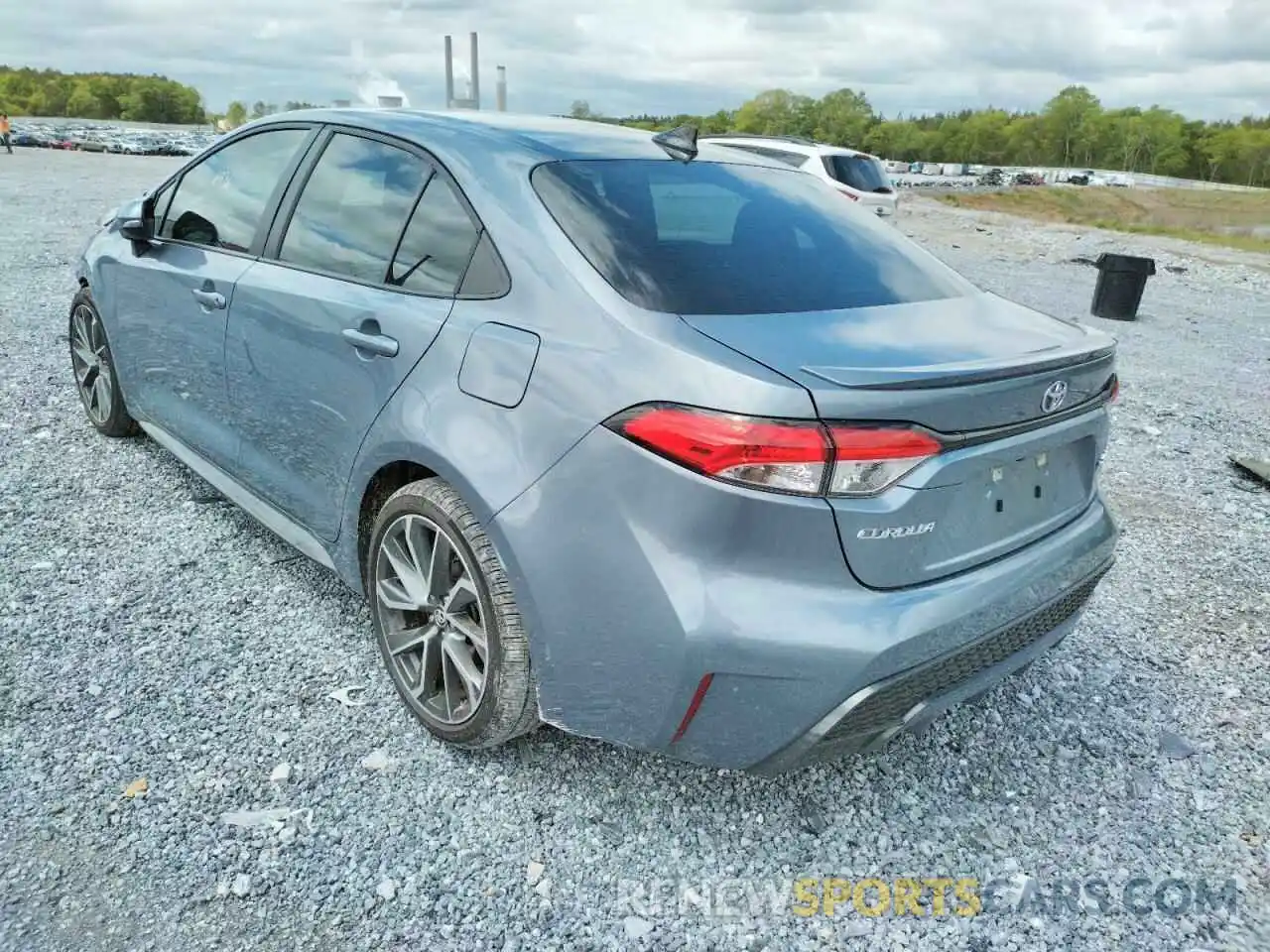 3 Photograph of a damaged car 5YFS4MCE4MP091720 TOYOTA COROLLA 2021