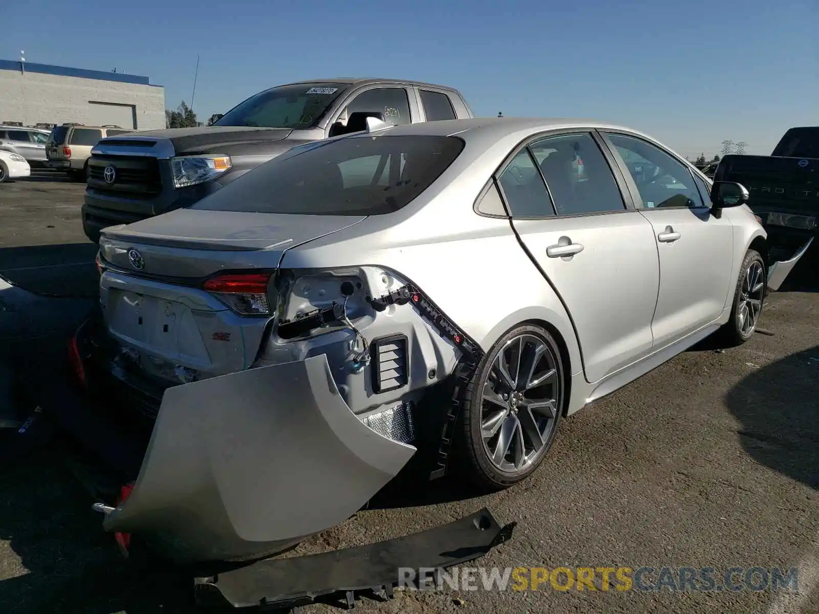 4 Photograph of a damaged car 5YFS4MCE5MP058595 TOYOTA COROLLA 2021