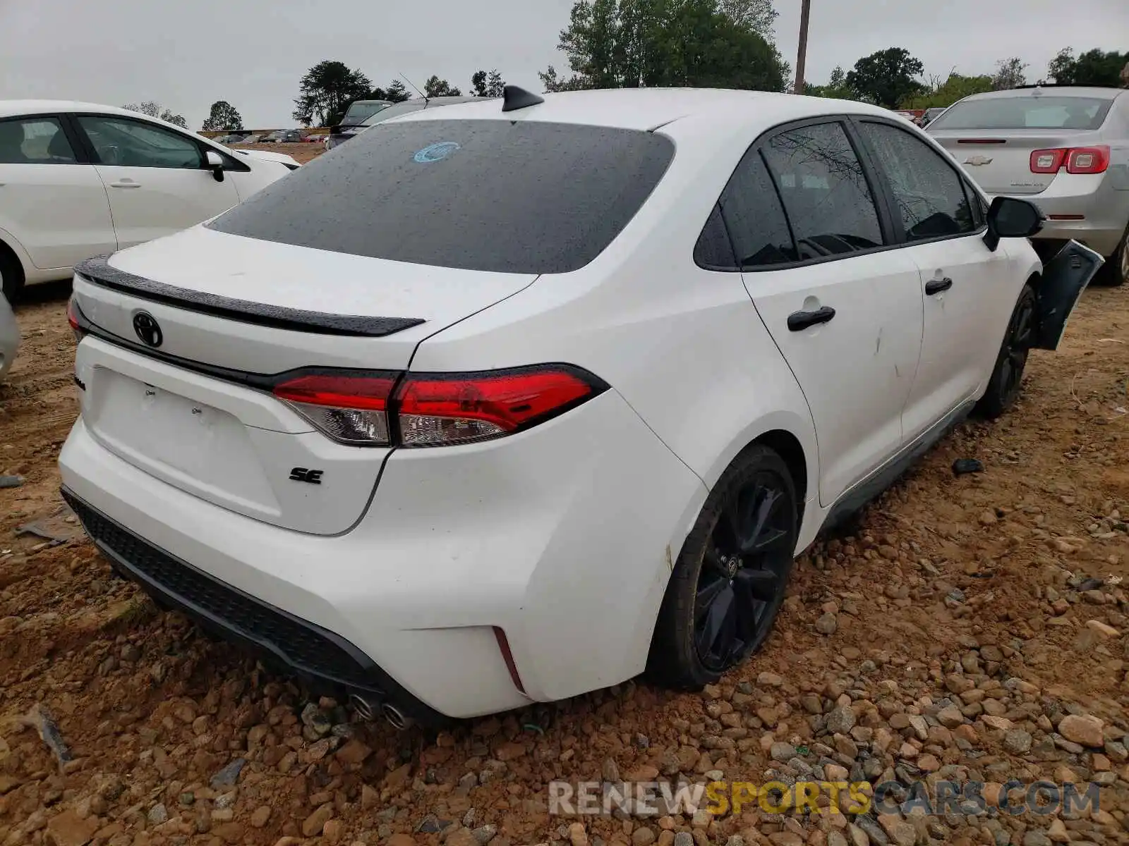 4 Photograph of a damaged car 5YFS4MCE5MP059116 TOYOTA COROLLA 2021