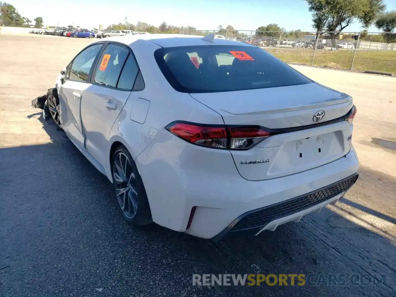 3 Photograph of a damaged car 5YFS4MCE5MP065028 TOYOTA COROLLA 2021