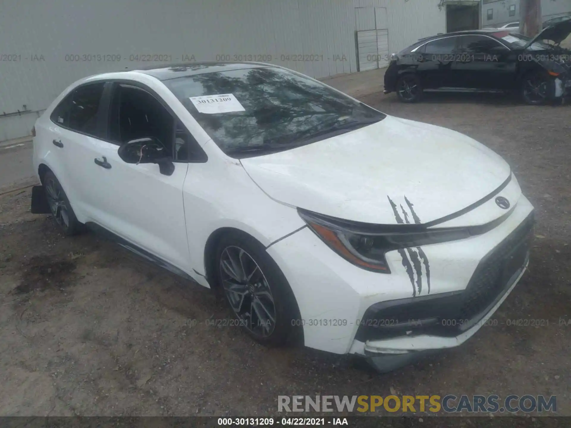 1 Photograph of a damaged car 5YFS4MCE5MP066955 TOYOTA COROLLA 2021