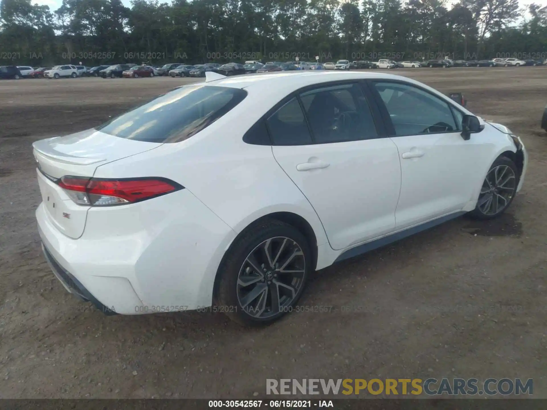 4 Photograph of a damaged car 5YFS4MCE5MP068026 TOYOTA COROLLA 2021