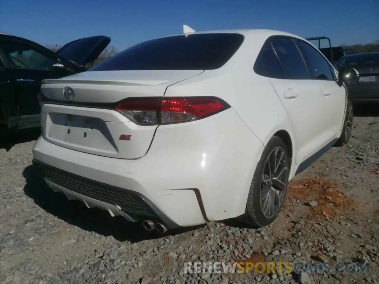 4 Photograph of a damaged car 5YFS4MCE5MP069340 TOYOTA COROLLA 2021