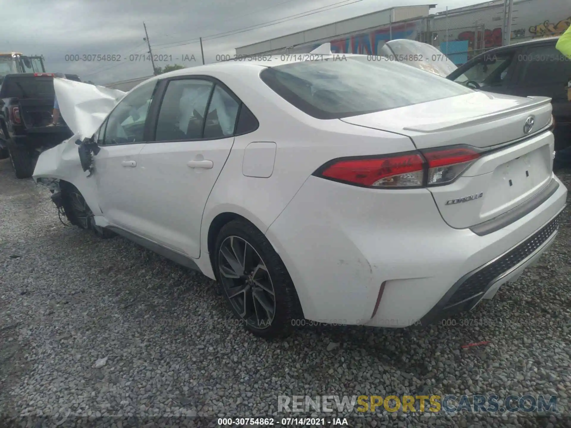 3 Photograph of a damaged car 5YFS4MCE5MP069385 TOYOTA COROLLA 2021