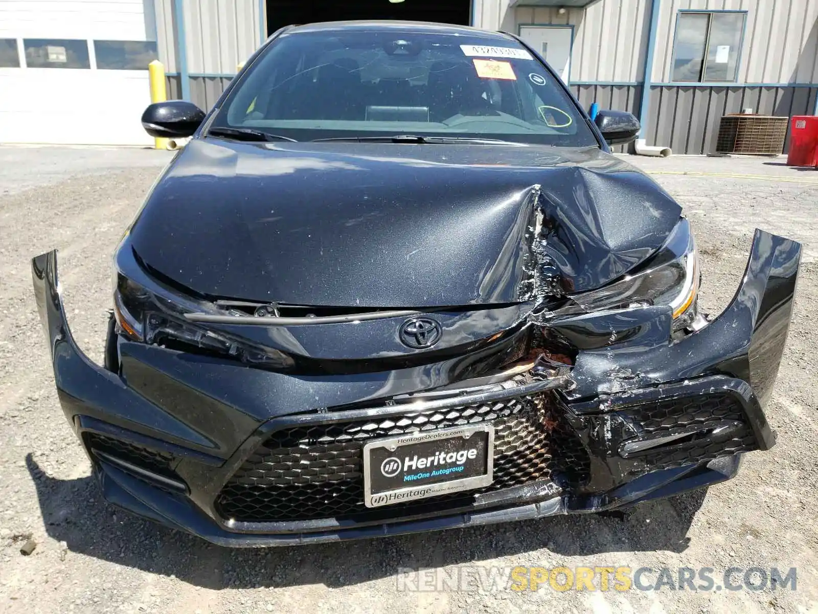 9 Photograph of a damaged car 5YFS4MCE5MP072612 TOYOTA COROLLA 2021