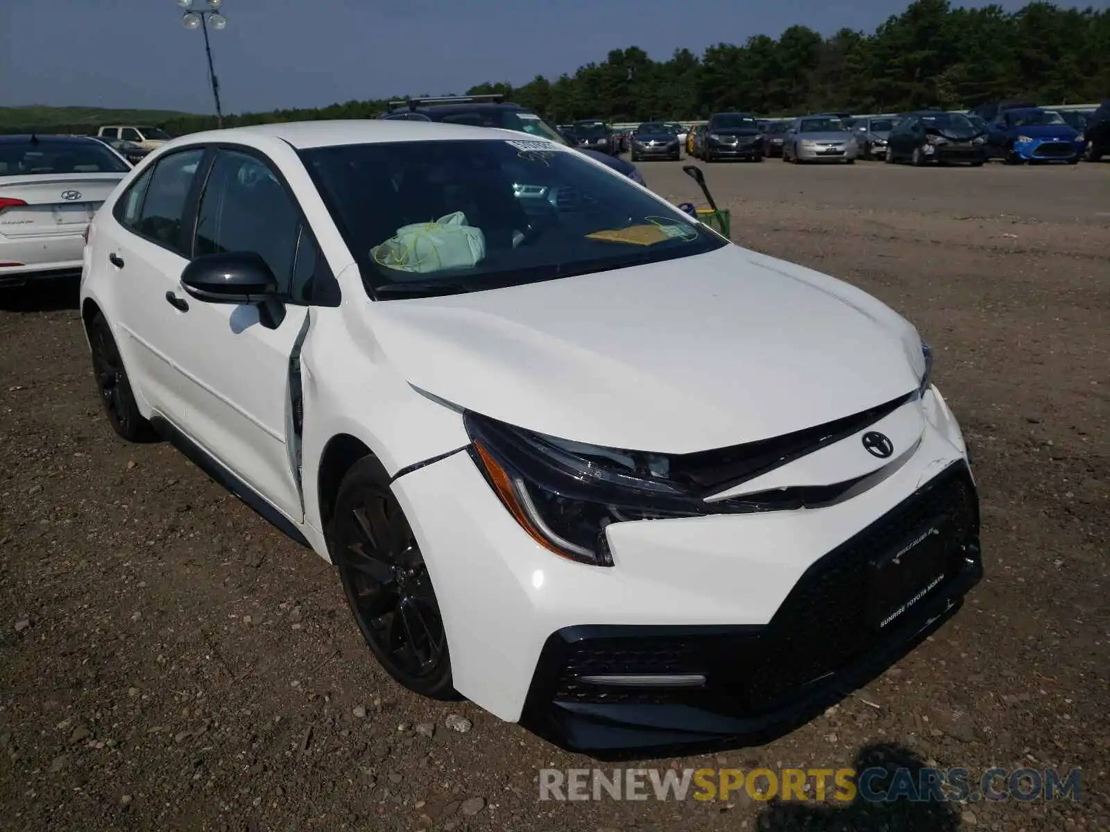 1 Photograph of a damaged car 5YFS4MCE5MP072643 TOYOTA COROLLA 2021