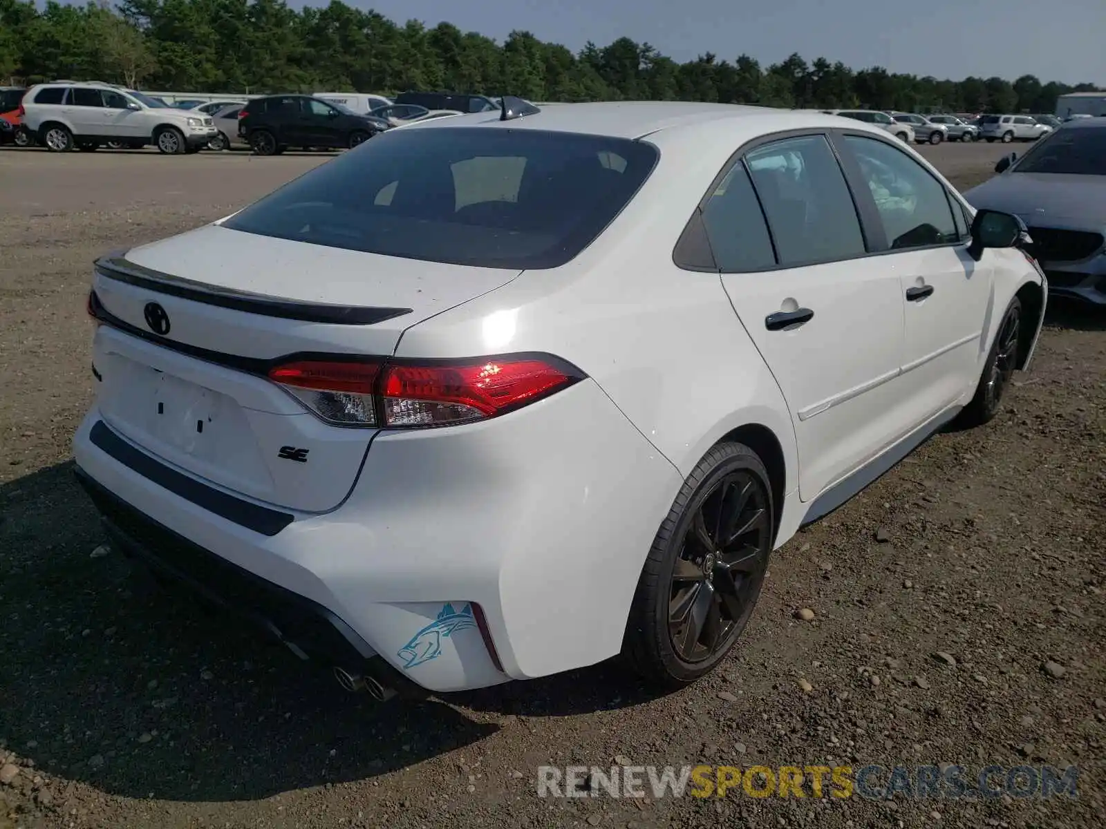 4 Photograph of a damaged car 5YFS4MCE5MP072643 TOYOTA COROLLA 2021