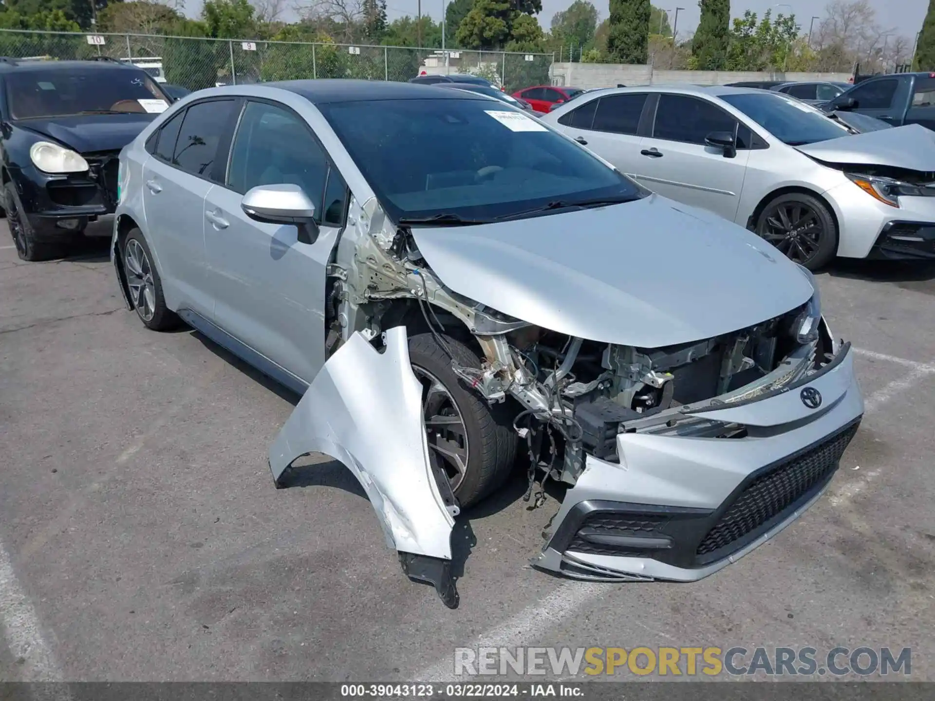 1 Photograph of a damaged car 5YFS4MCE5MP072951 TOYOTA COROLLA 2021