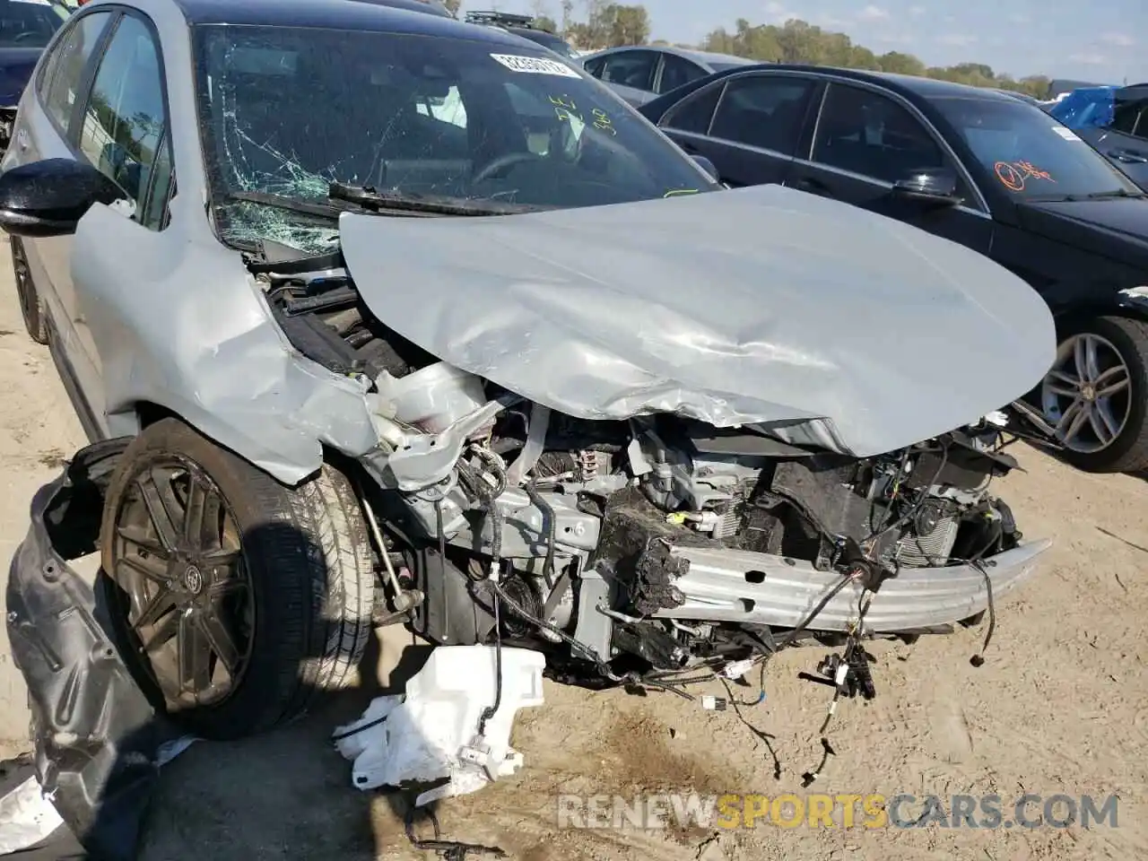 9 Photograph of a damaged car 5YFS4MCE5MP082153 TOYOTA COROLLA 2021