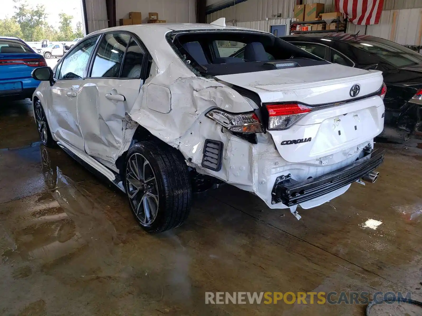 3 Photograph of a damaged car 5YFS4MCE6MP064261 TOYOTA COROLLA 2021