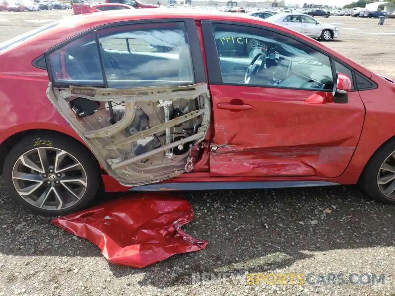 9 Photograph of a damaged car 5YFS4MCE6MP065488 TOYOTA COROLLA 2021