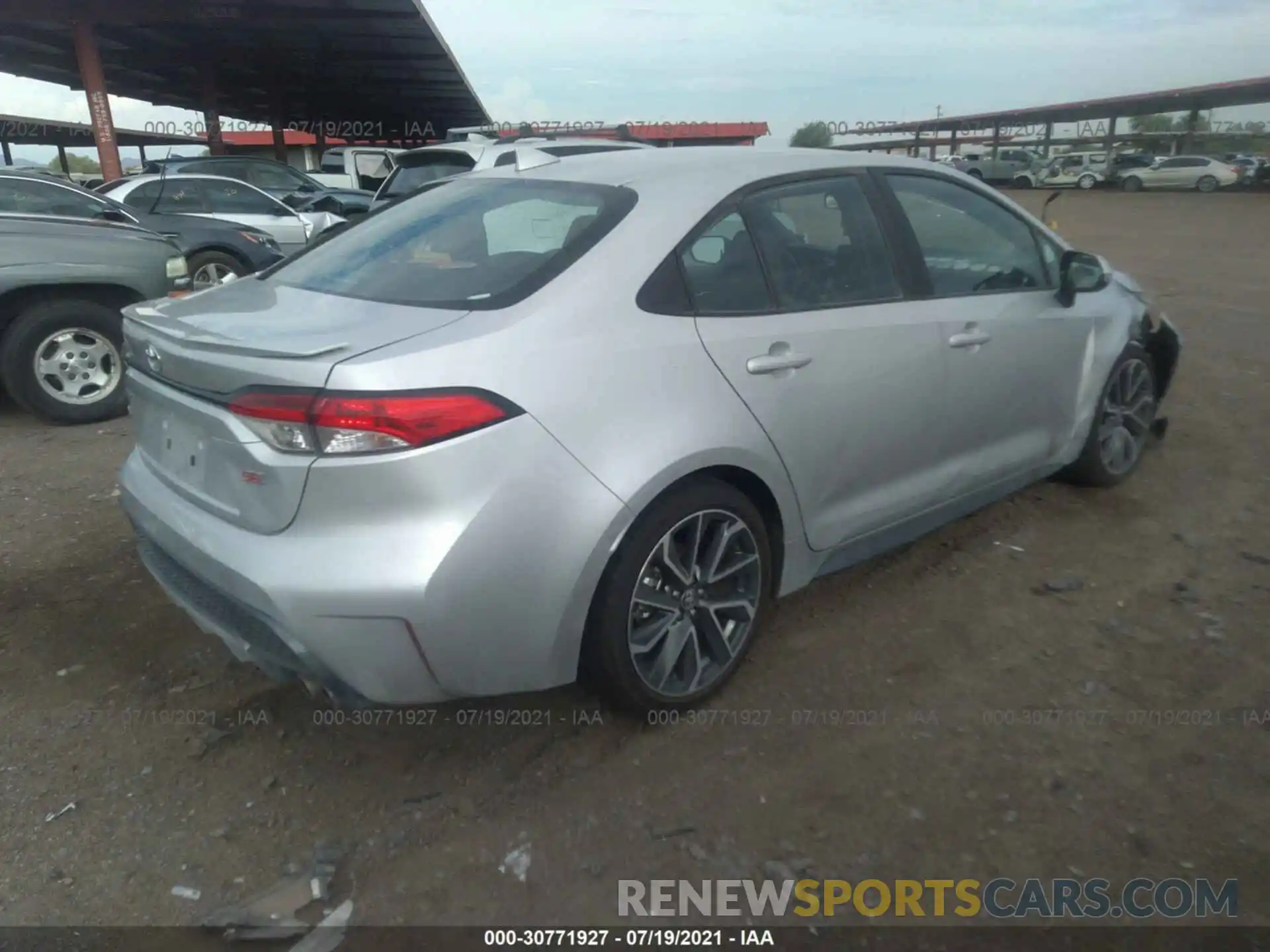 4 Photograph of a damaged car 5YFS4MCE6MP069962 TOYOTA COROLLA 2021