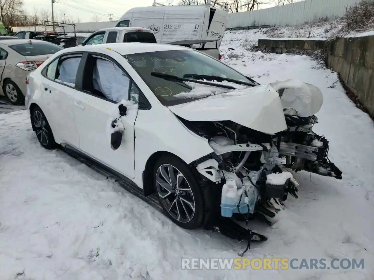 1 Photograph of a damaged car 5YFS4MCE6MP073705 TOYOTA COROLLA 2021