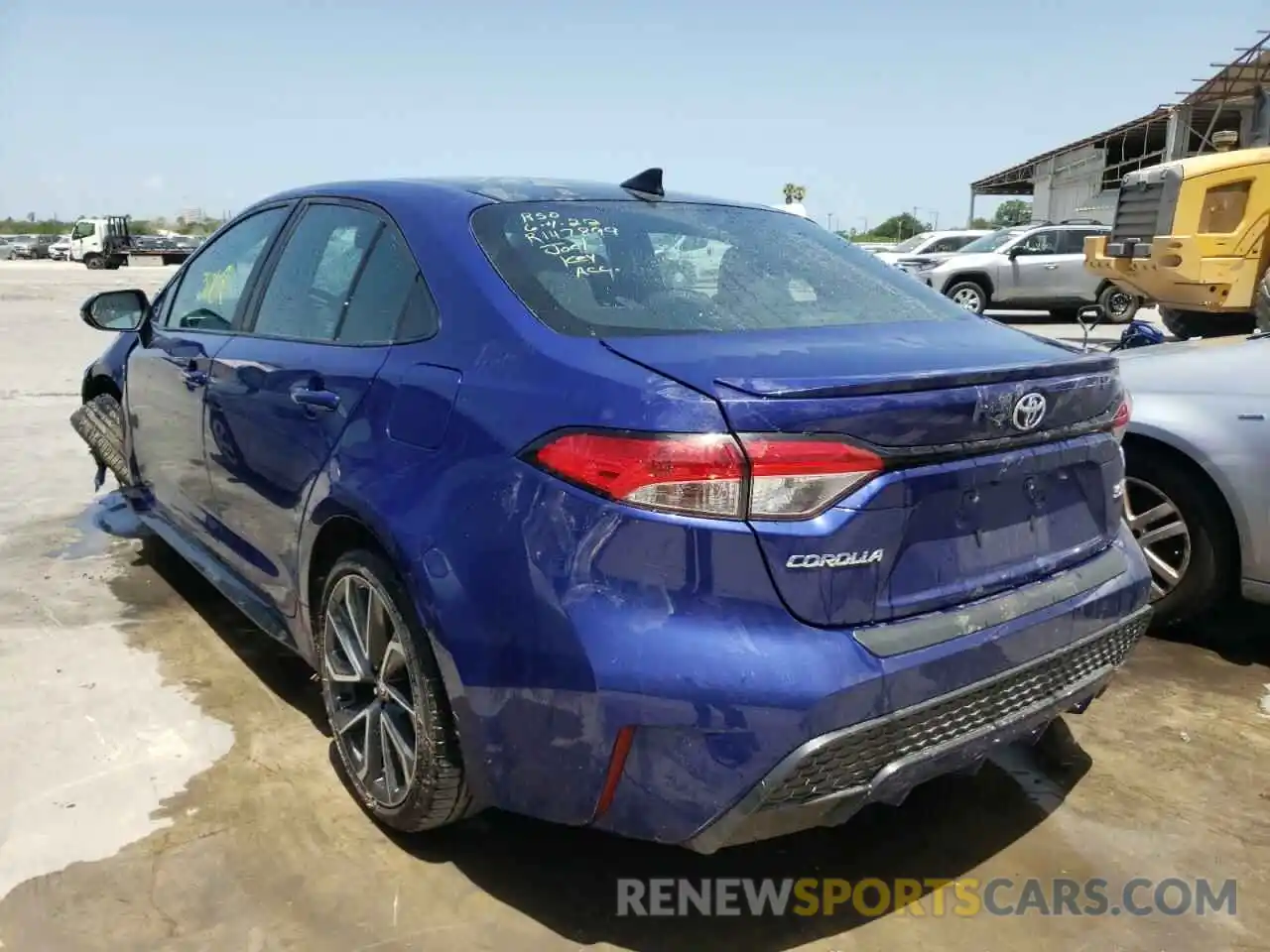 3 Photograph of a damaged car 5YFS4MCE6MP073784 TOYOTA COROLLA 2021