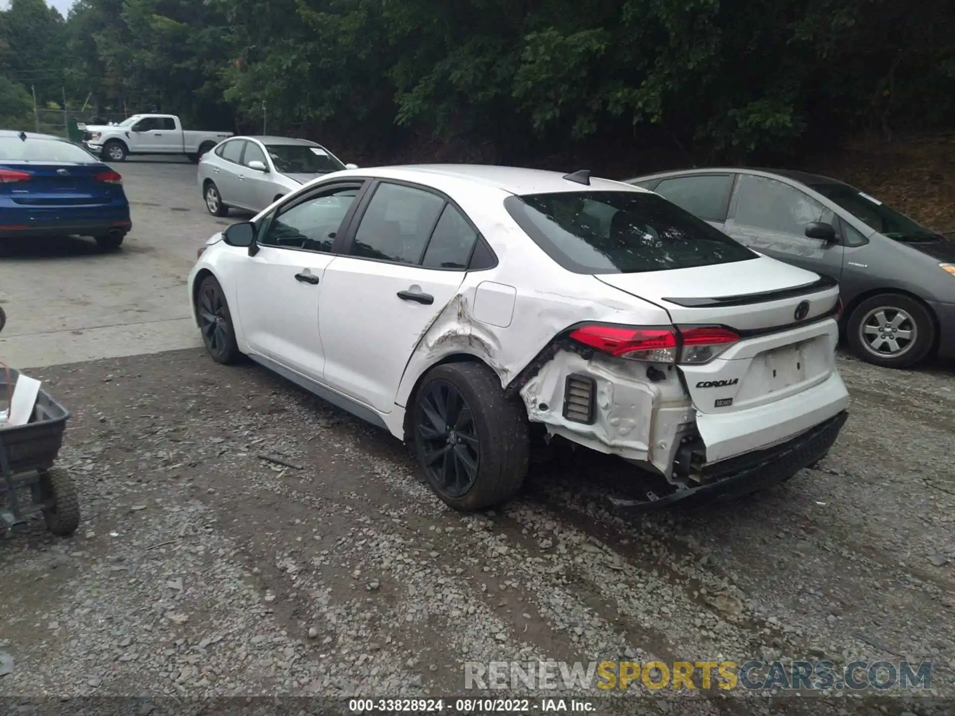 3 Photograph of a damaged car 5YFS4MCE6MP073879 TOYOTA COROLLA 2021