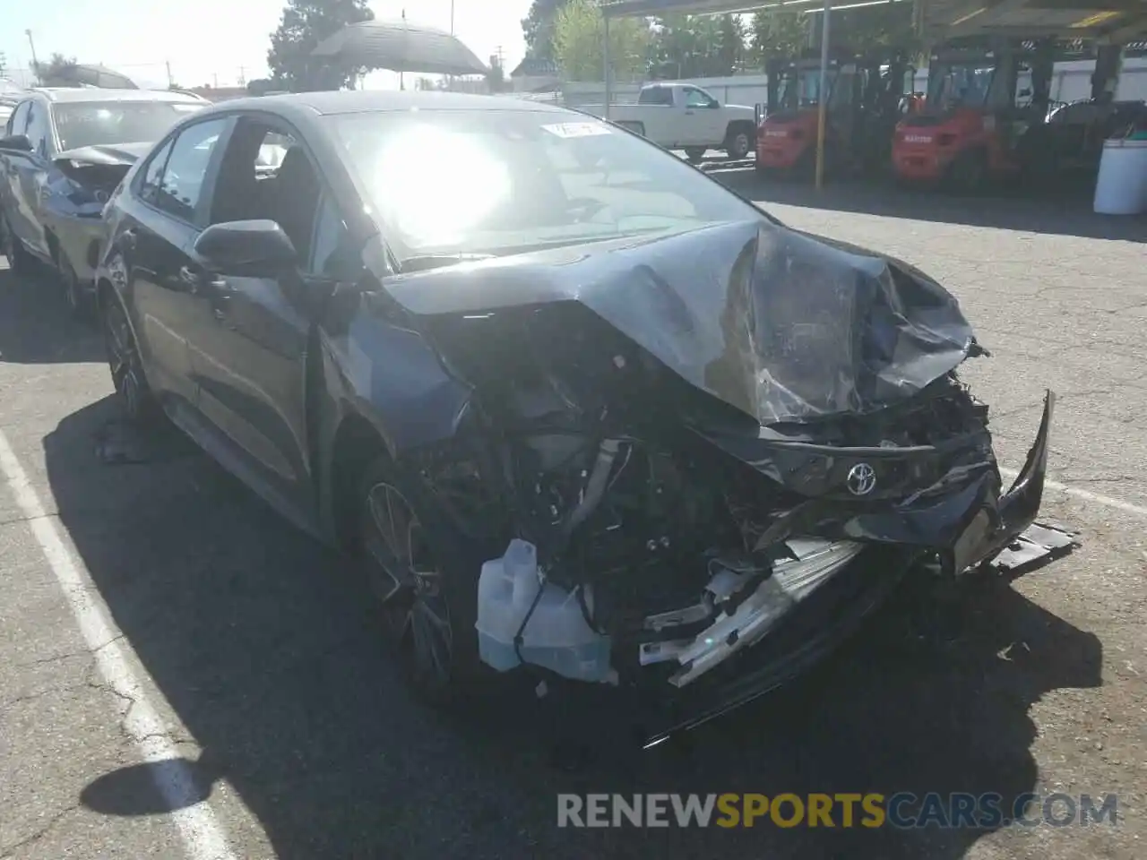 1 Photograph of a damaged car 5YFS4MCE6MP074840 TOYOTA COROLLA 2021