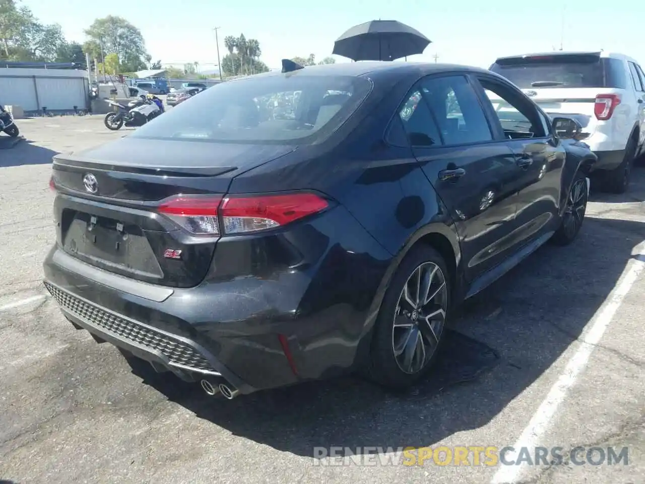 4 Photograph of a damaged car 5YFS4MCE6MP074840 TOYOTA COROLLA 2021