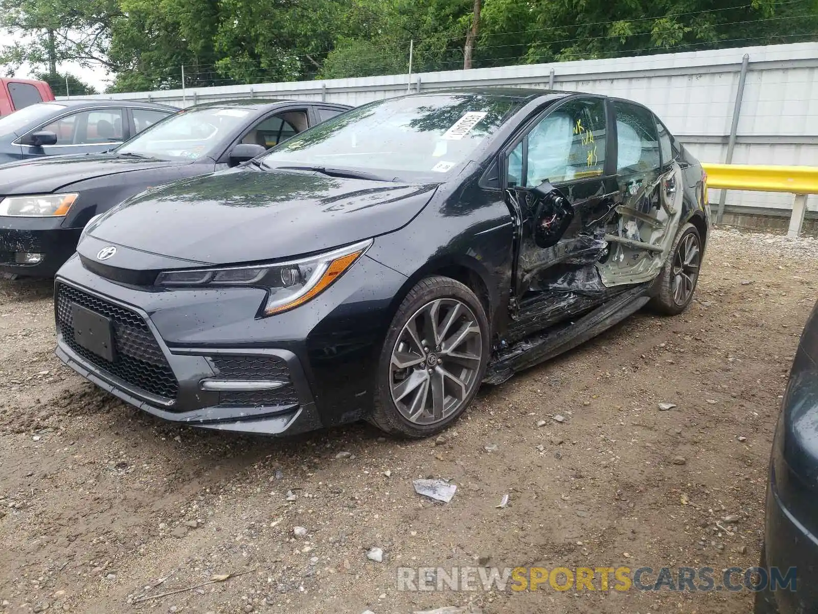 2 Photograph of a damaged car 5YFS4MCE6MP075065 TOYOTA COROLLA 2021