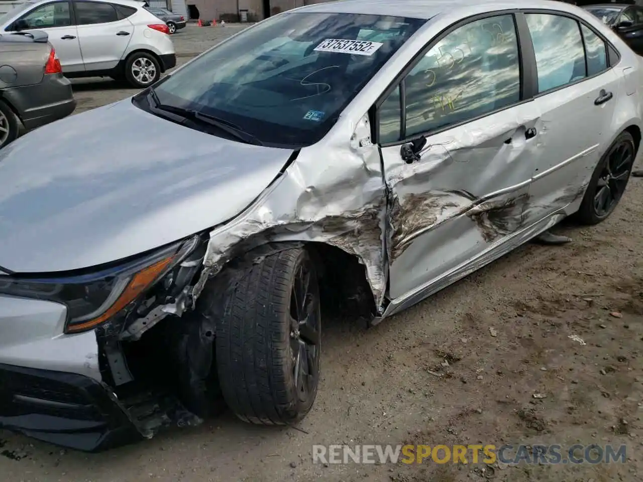 9 Photograph of a damaged car 5YFS4MCE6MP075258 TOYOTA COROLLA 2021