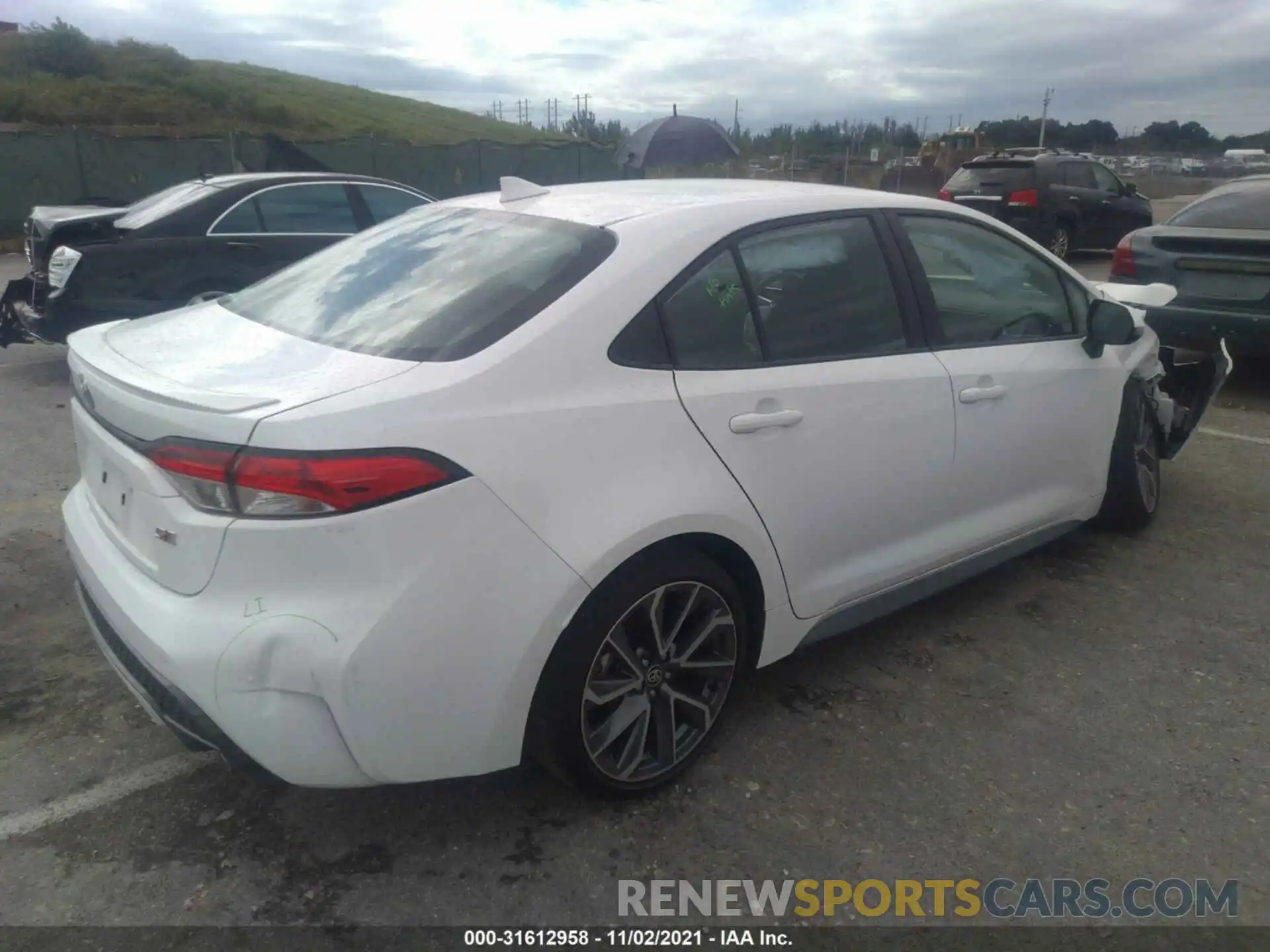 4 Photograph of a damaged car 5YFS4MCE6MP075891 TOYOTA COROLLA 2021