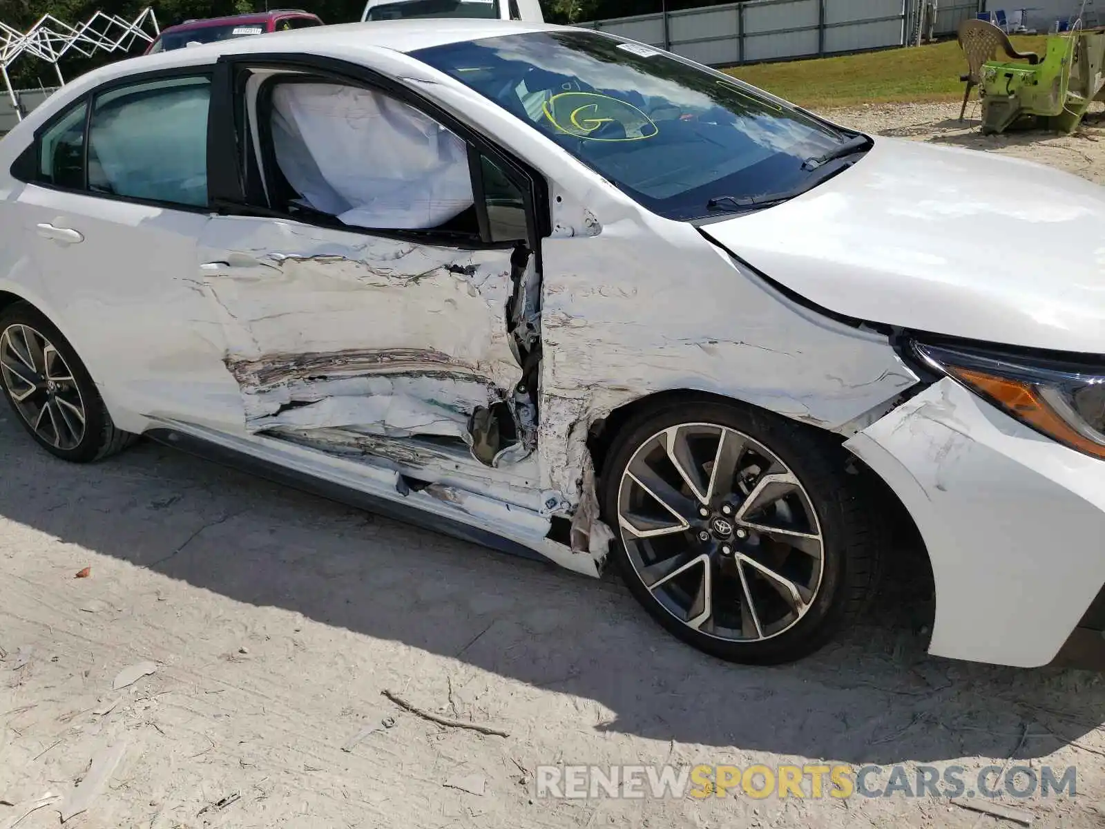 9 Photograph of a damaged car 5YFS4MCE6MP077480 TOYOTA COROLLA 2021