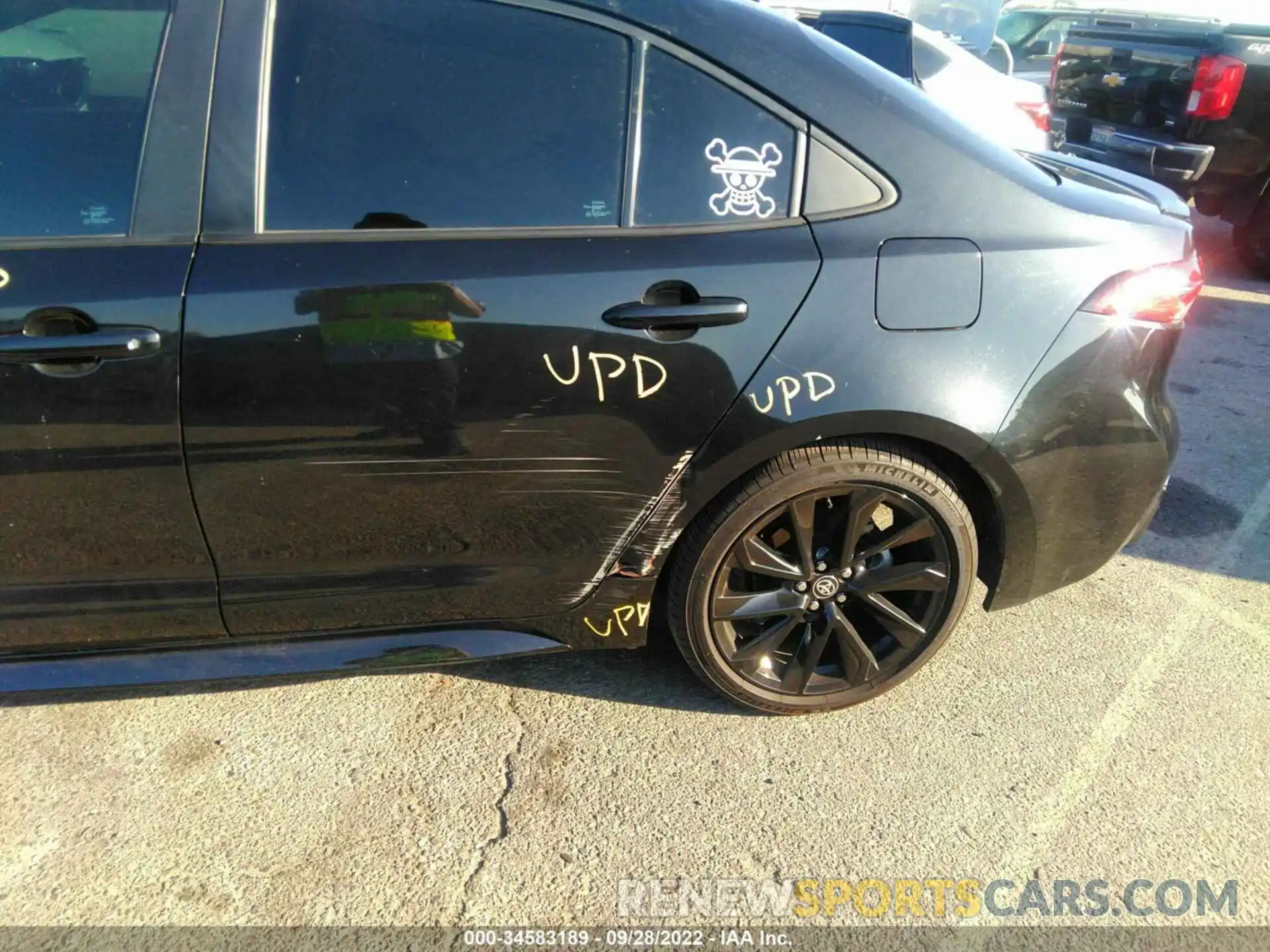 6 Photograph of a damaged car 5YFS4MCE6MP083621 TOYOTA COROLLA 2021