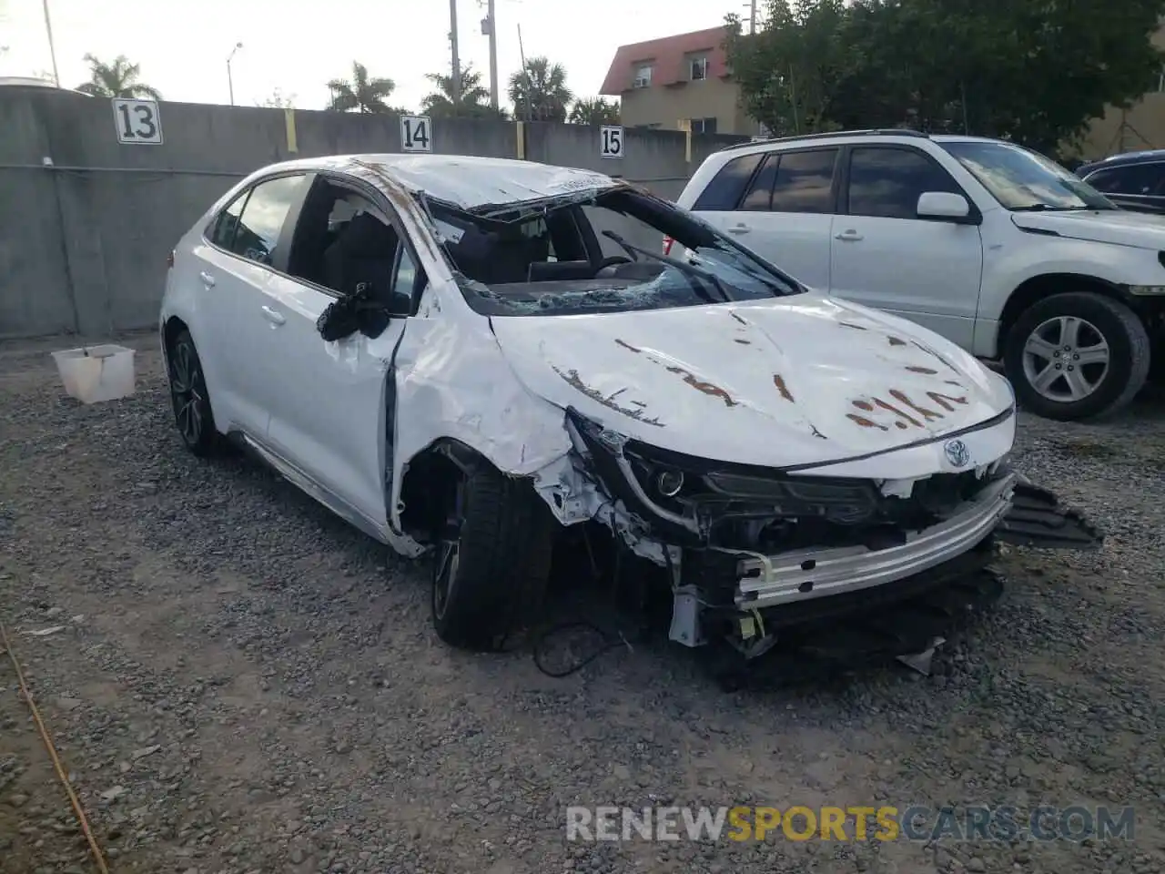 1 Photograph of a damaged car 5YFS4MCE6MP096045 TOYOTA COROLLA 2021