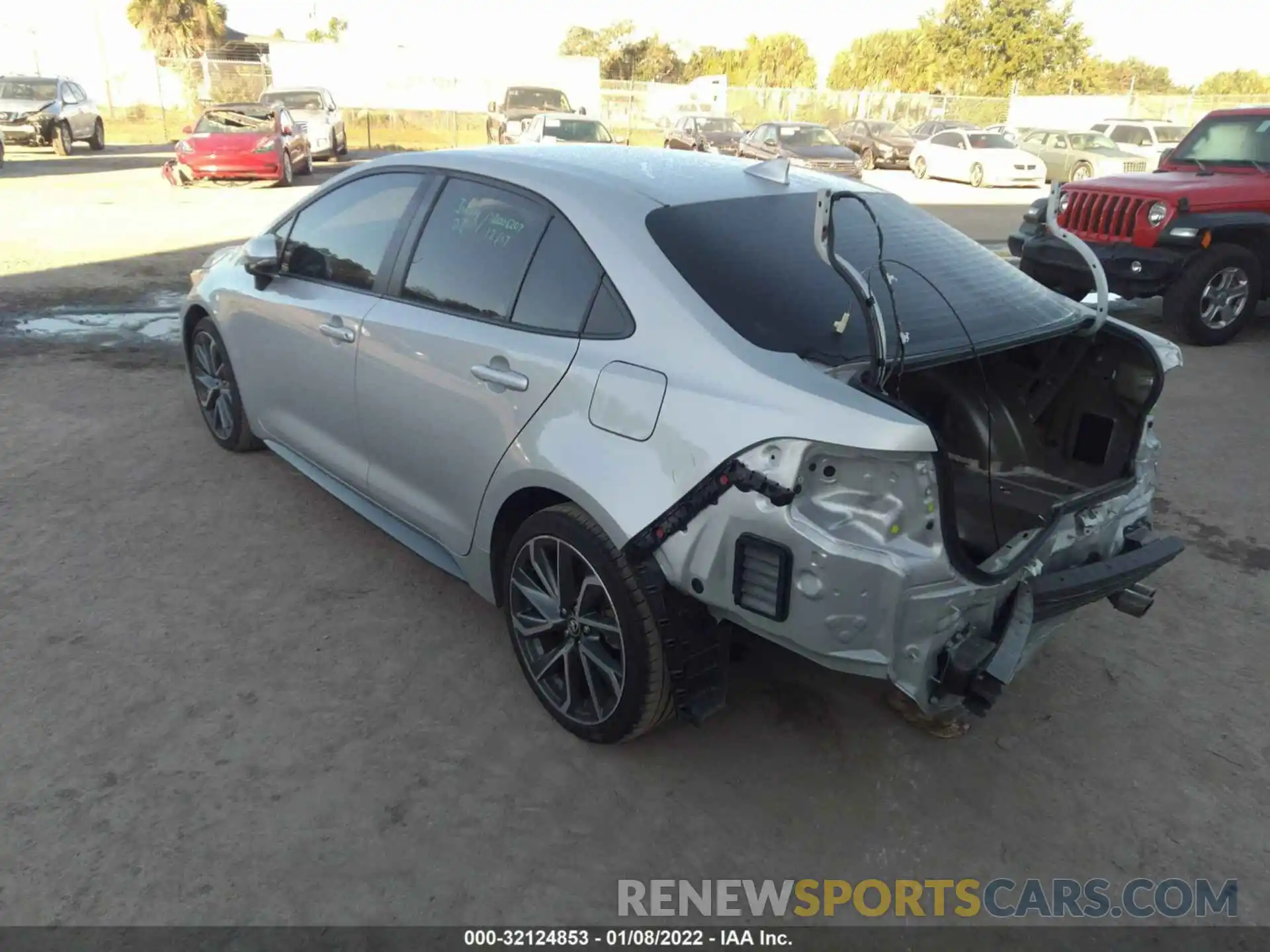 3 Photograph of a damaged car 5YFS4MCE7MP058131 TOYOTA COROLLA 2021