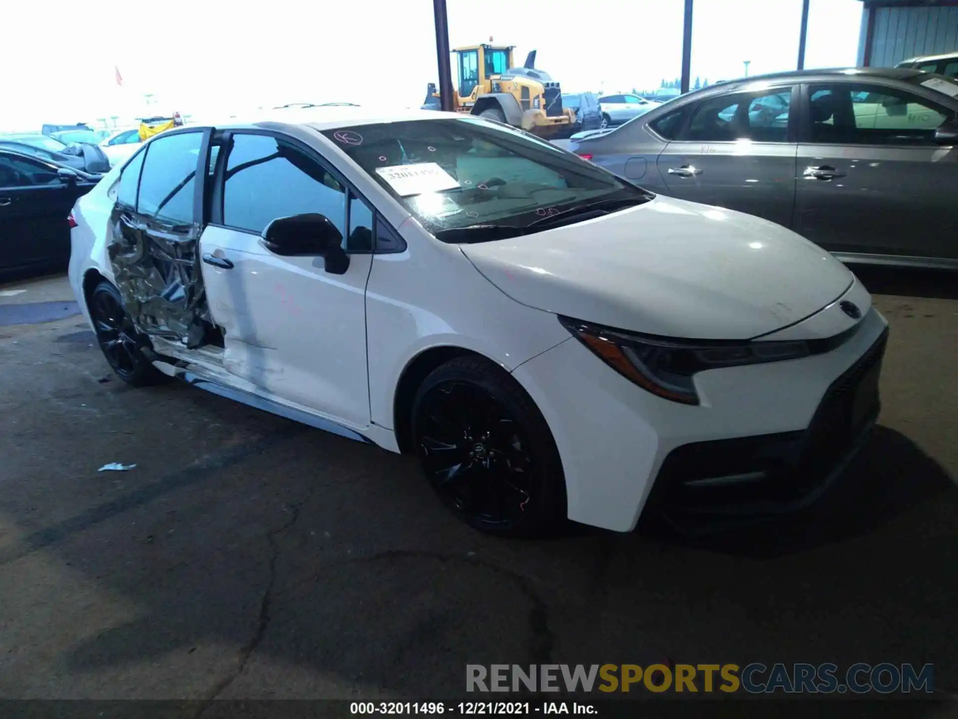 1 Photograph of a damaged car 5YFS4MCE7MP063233 TOYOTA COROLLA 2021