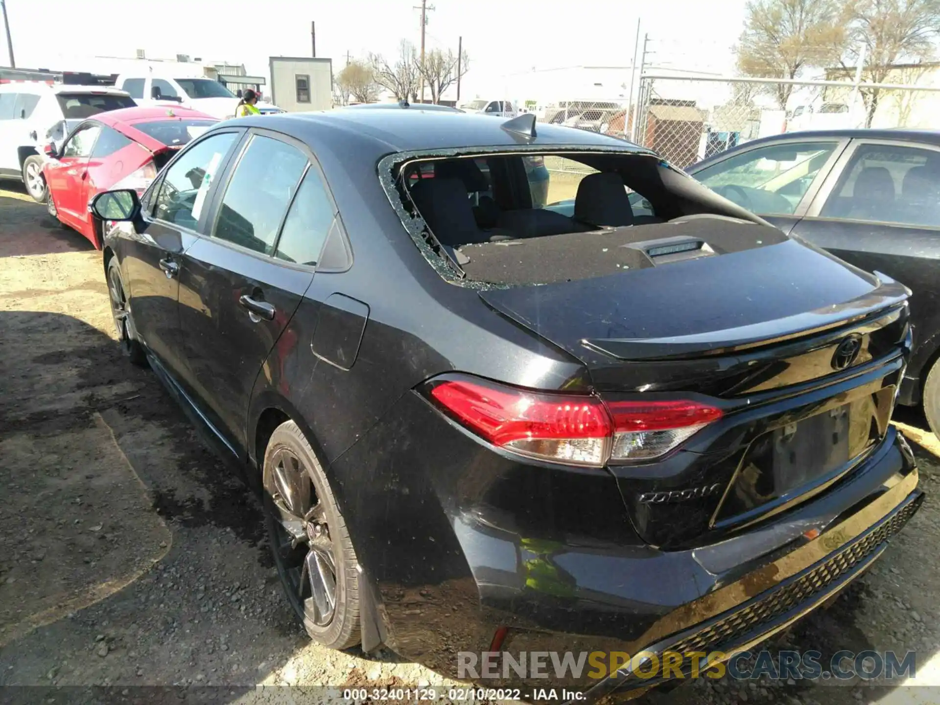 3 Photograph of a damaged car 5YFS4MCE7MP063670 TOYOTA COROLLA 2021