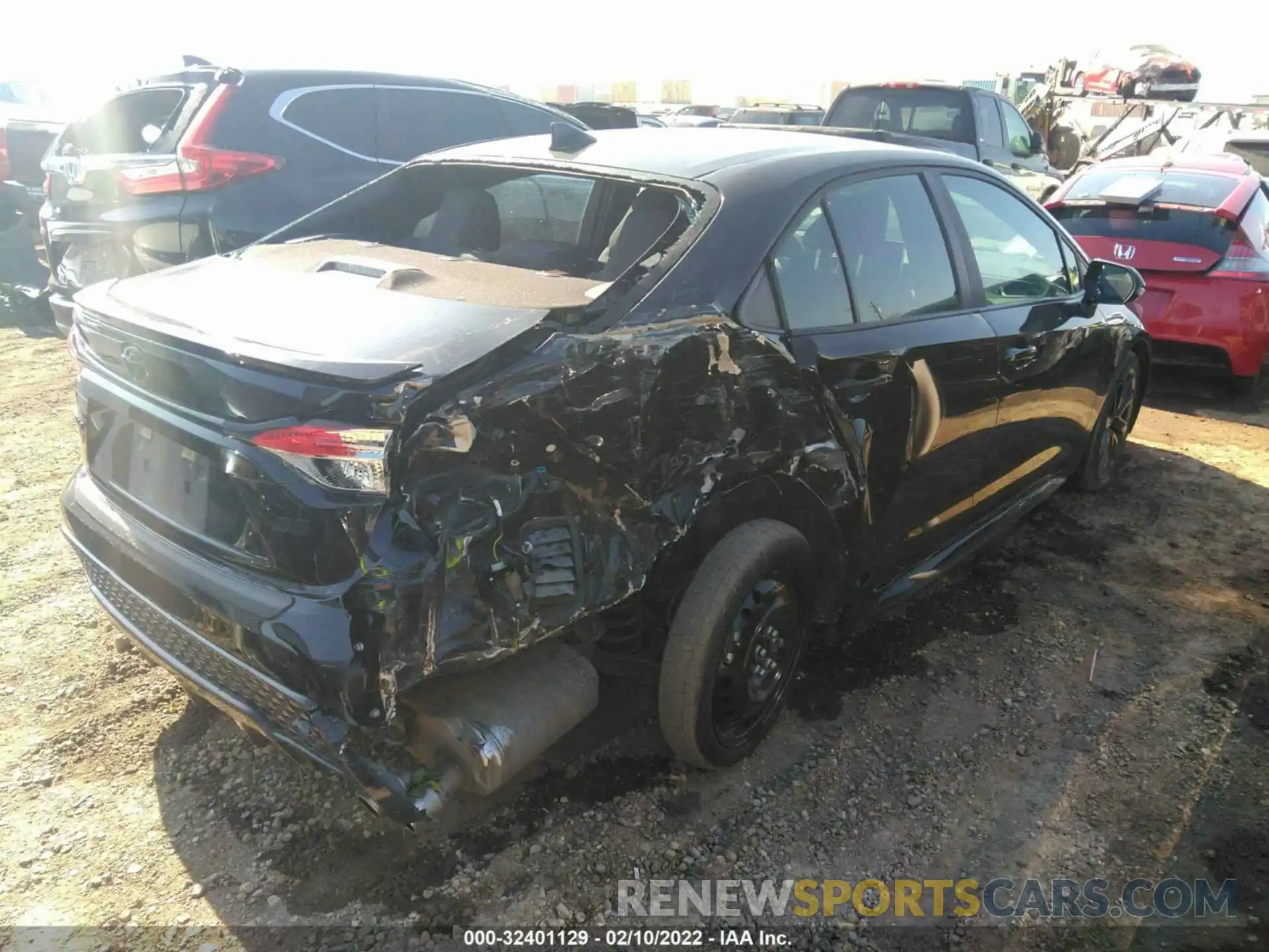 4 Photograph of a damaged car 5YFS4MCE7MP063670 TOYOTA COROLLA 2021